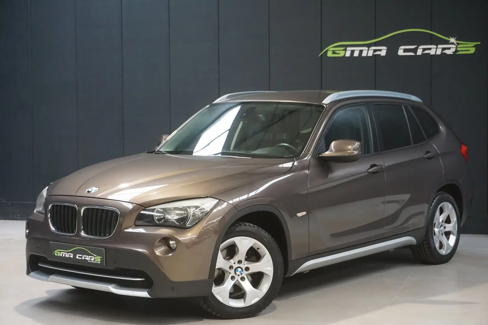BMW X1 2.0 dA sDrive18 Automaat-Navi-PDC-Airco-Garantie Bruin - 1