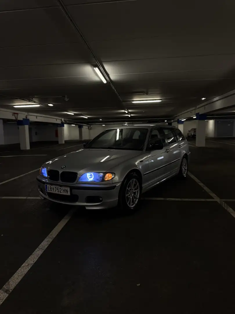 BMW 320 320d Touring - 2