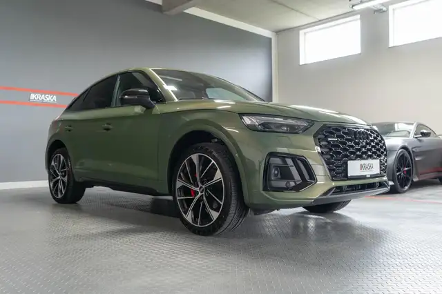 Audi Q5 view 7