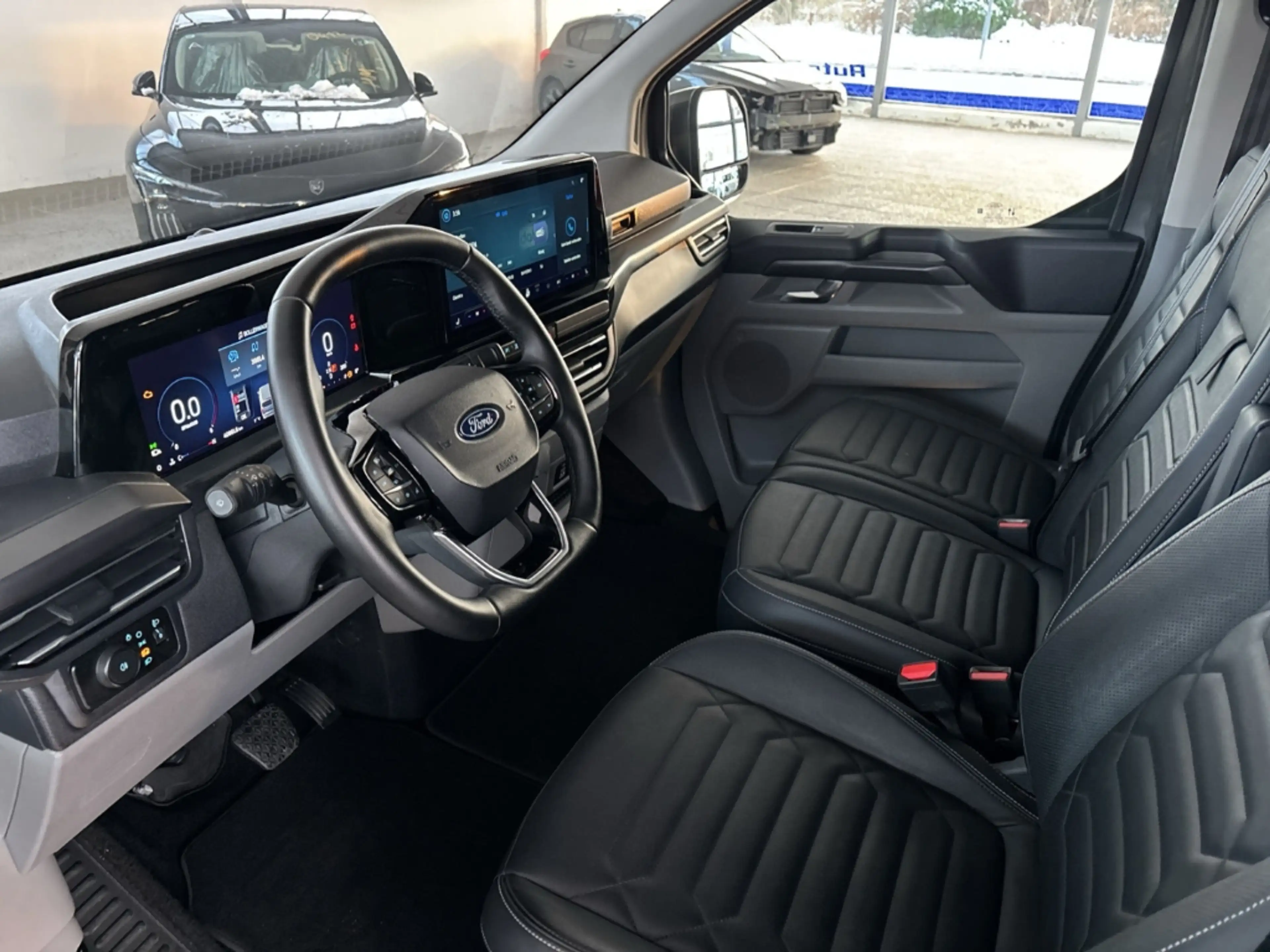 Ford Tourneo Custom 320 L1 Titanium Aut. 9-Sitzer NAVI LED RFK — photo 9