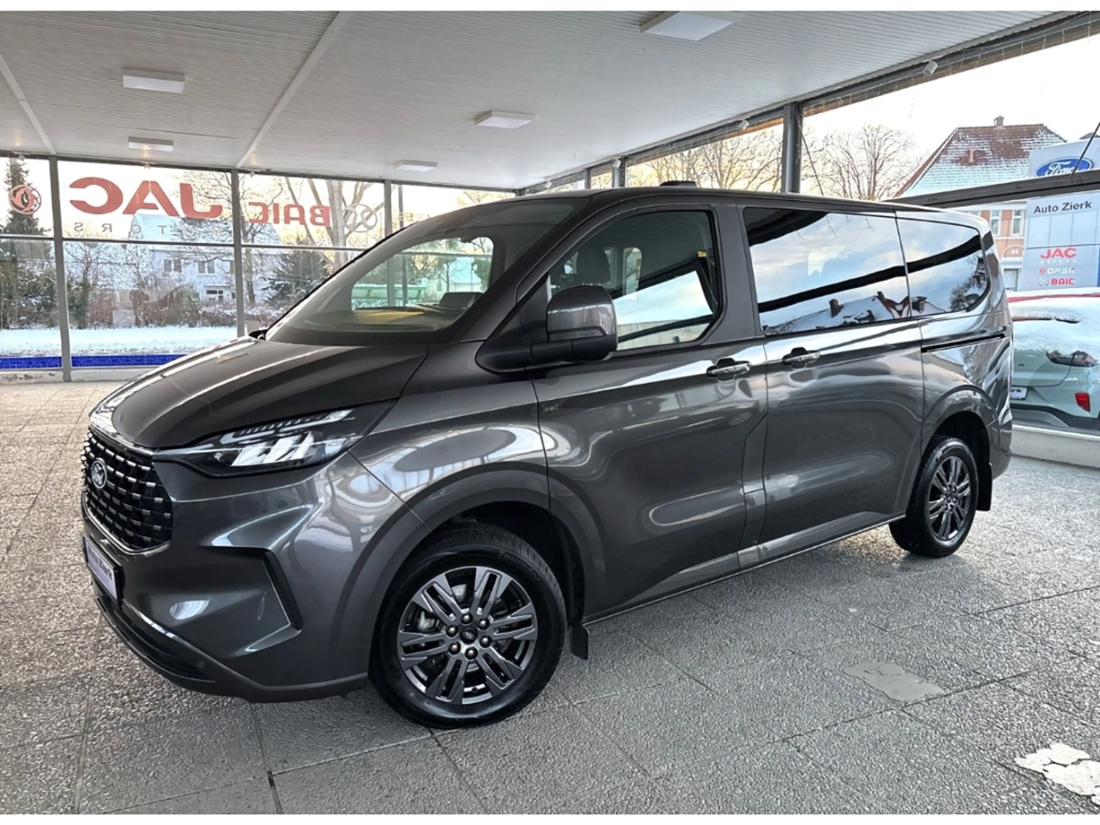 Ford Tourneo Custom 320 L1 Titanium Aut. 9-Sitzer NAVI LED RFK — photo 7