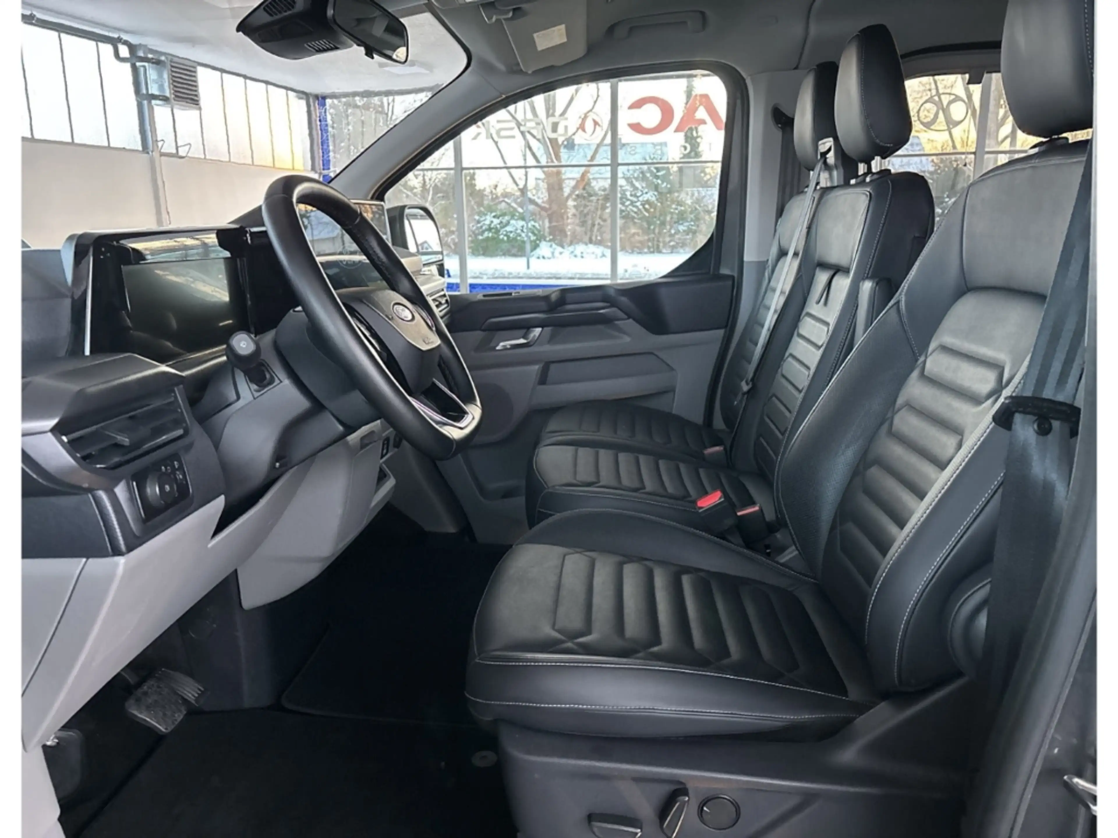 Ford Tourneo Custom 320 L1 Titanium Aut. 9-Sitzer NAVI LED RFK — photo 8
