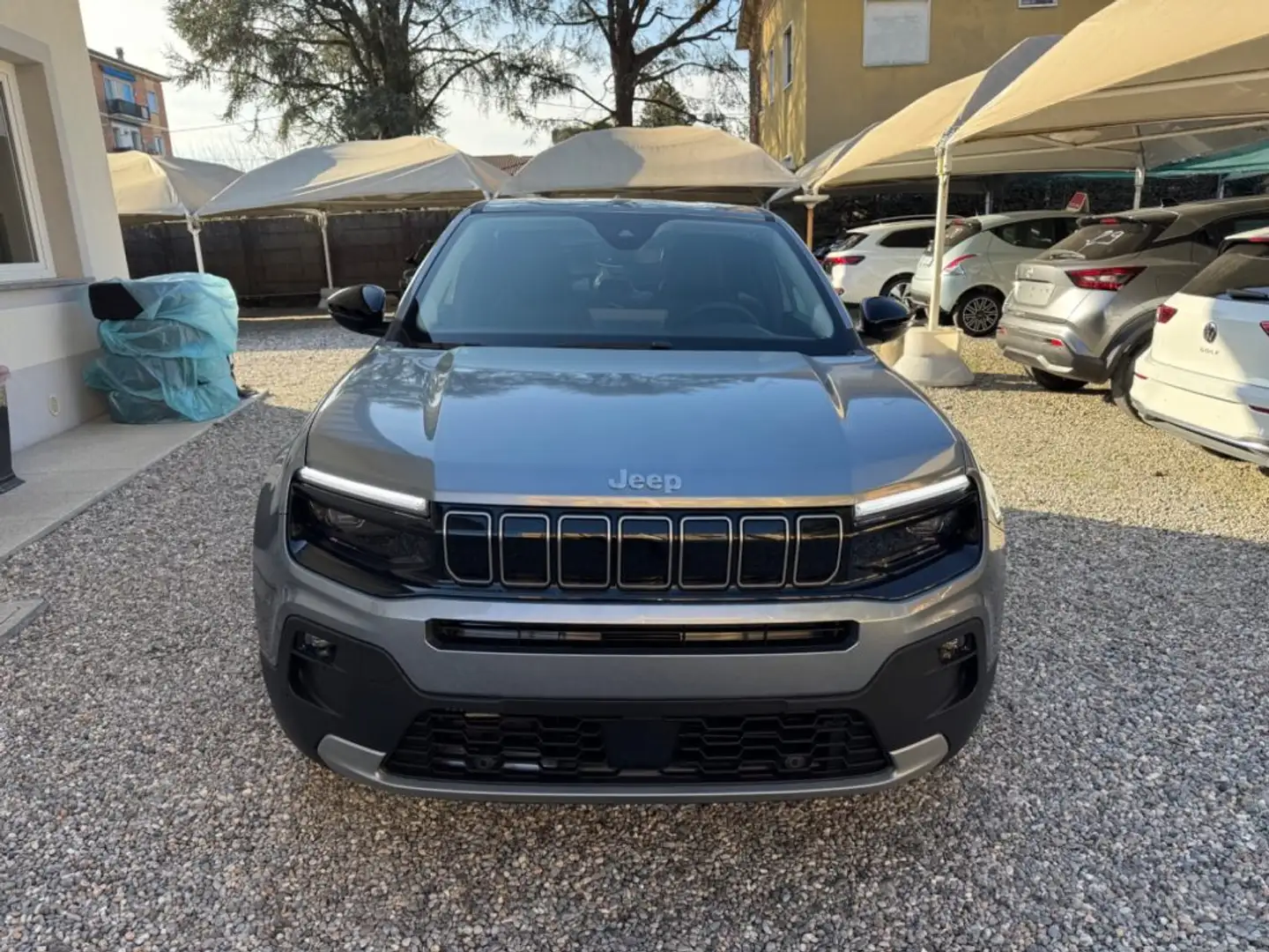 Jeep Avenger 1.2 Turbo MHEV Summit Gris - 2