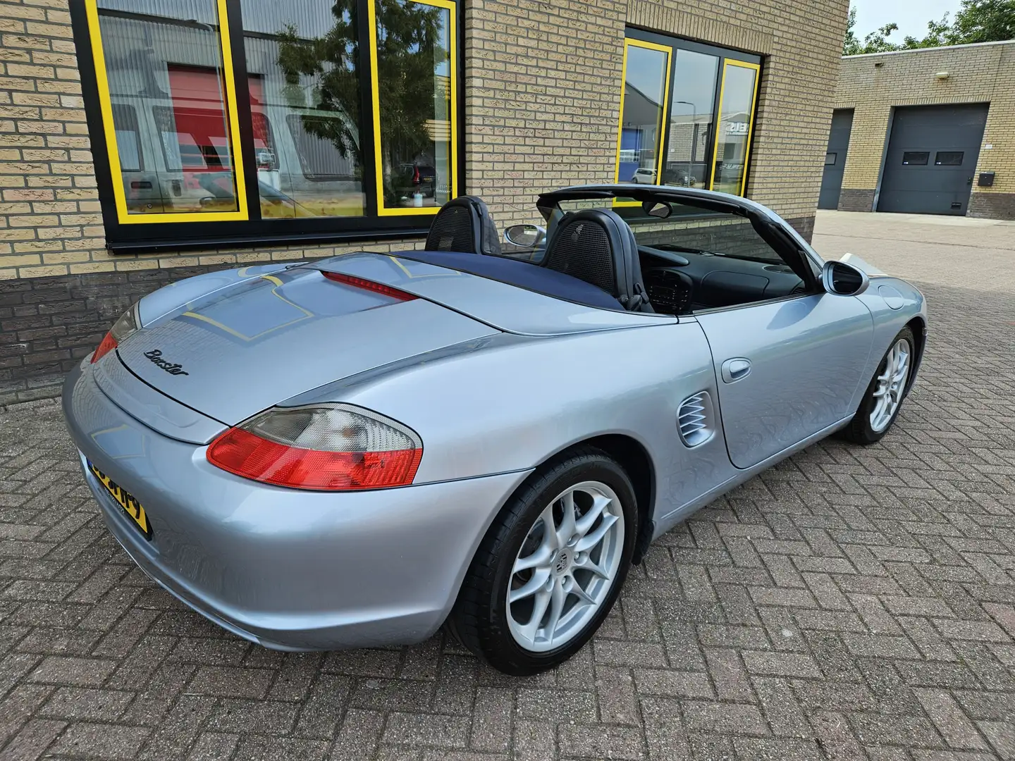 Porsche Boxster 2.7 Grijs - 2