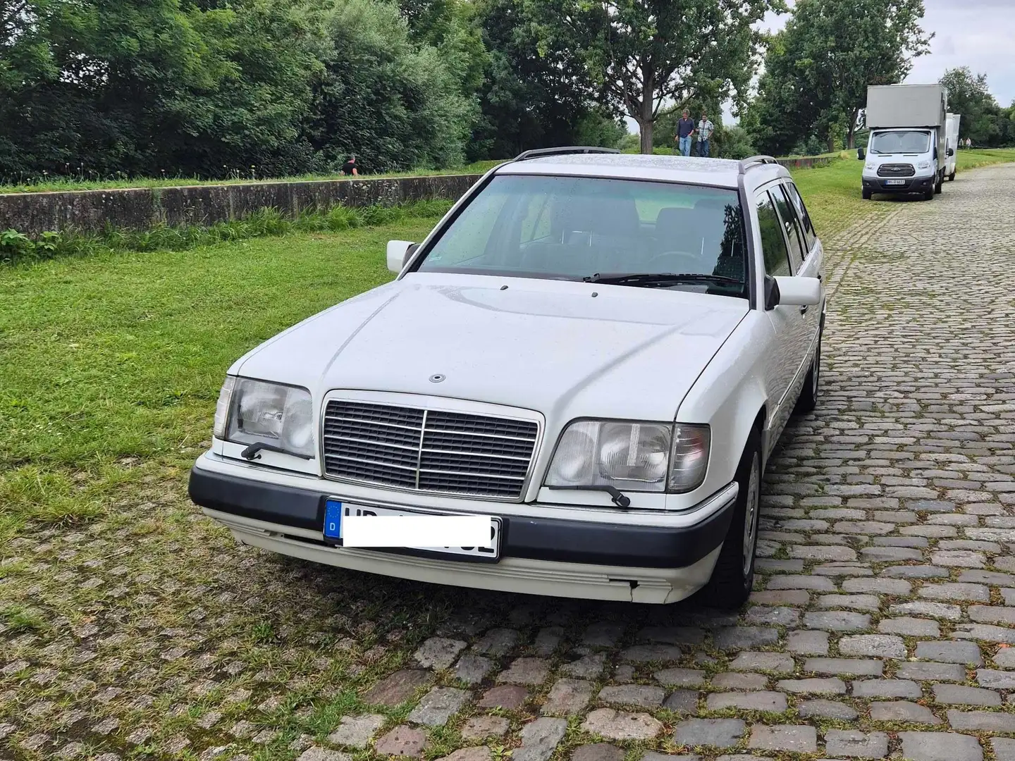 Mercedes-Benz E 220 E 220 T Weiß - 1