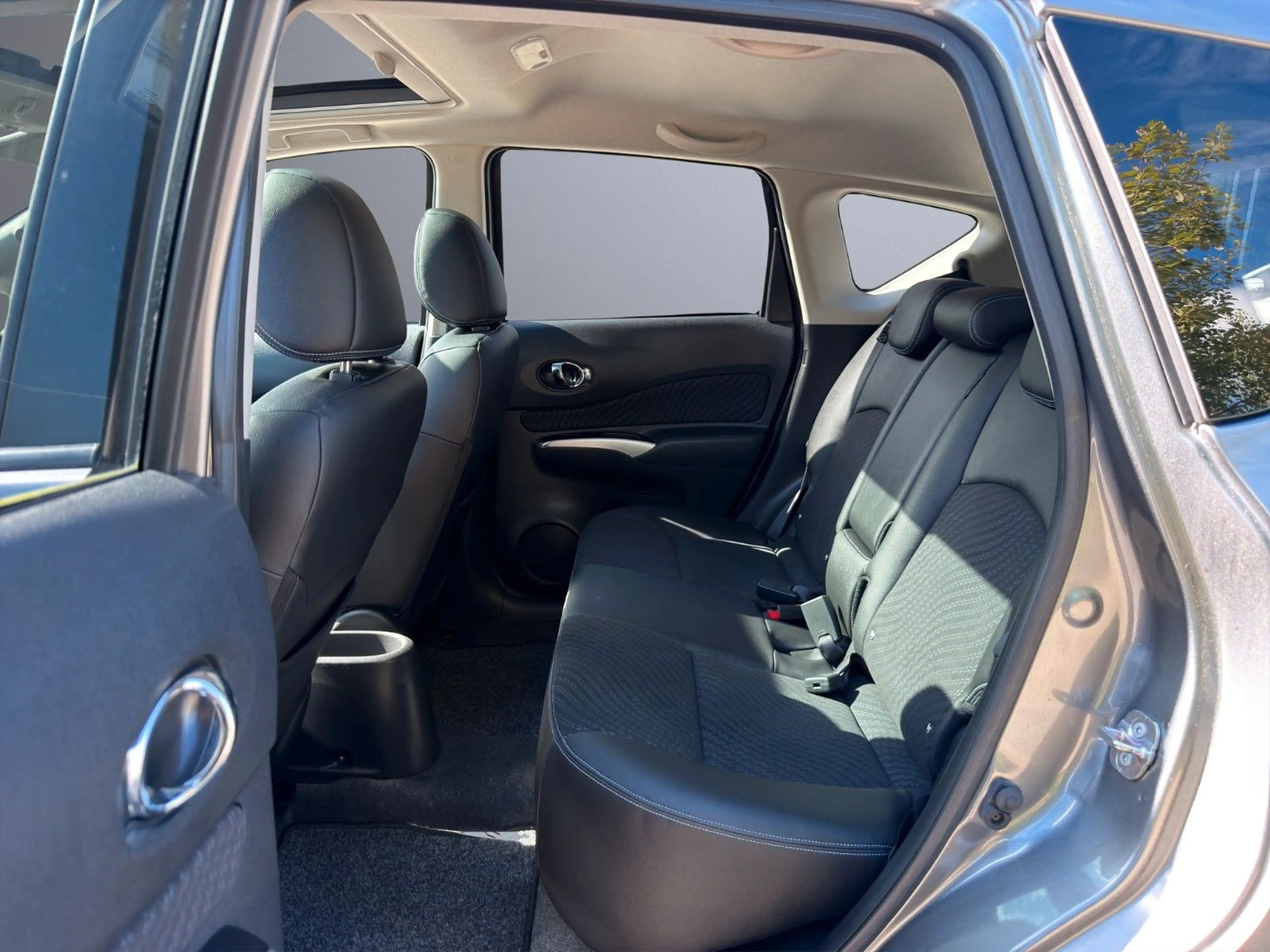 Nissan Note Tekna Automatik/360°/Keyless/Spur/Pano — photo 9