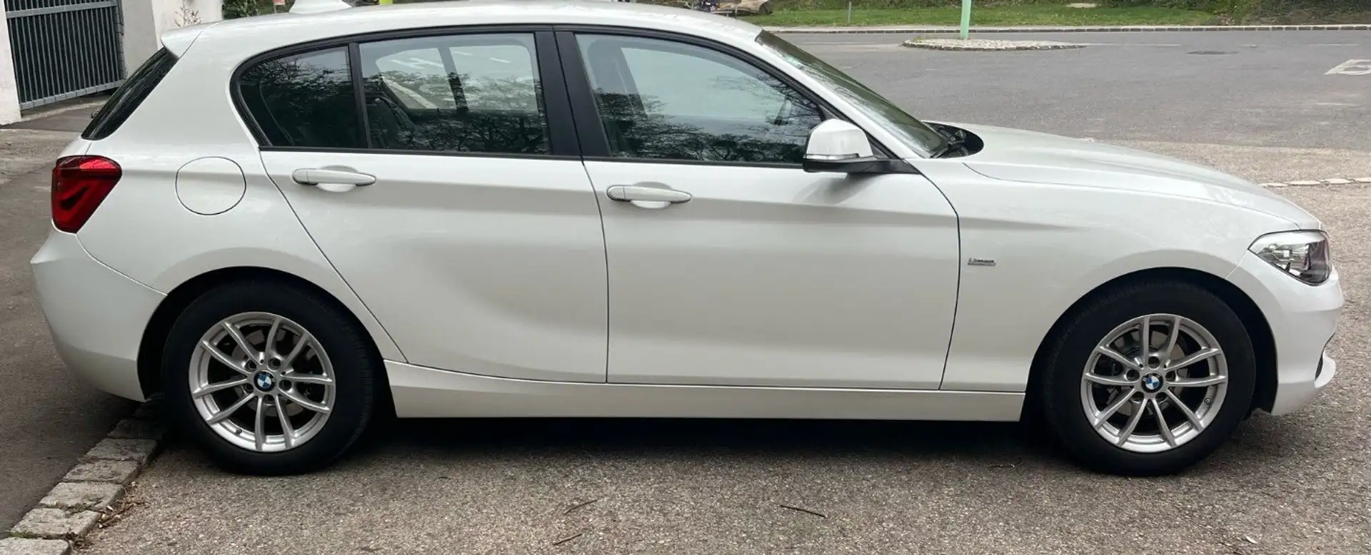 BMW 116 116d Efficient Dynamics Weiß - 2