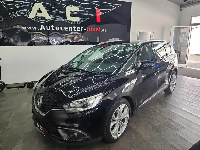 Renault Scenic view 14