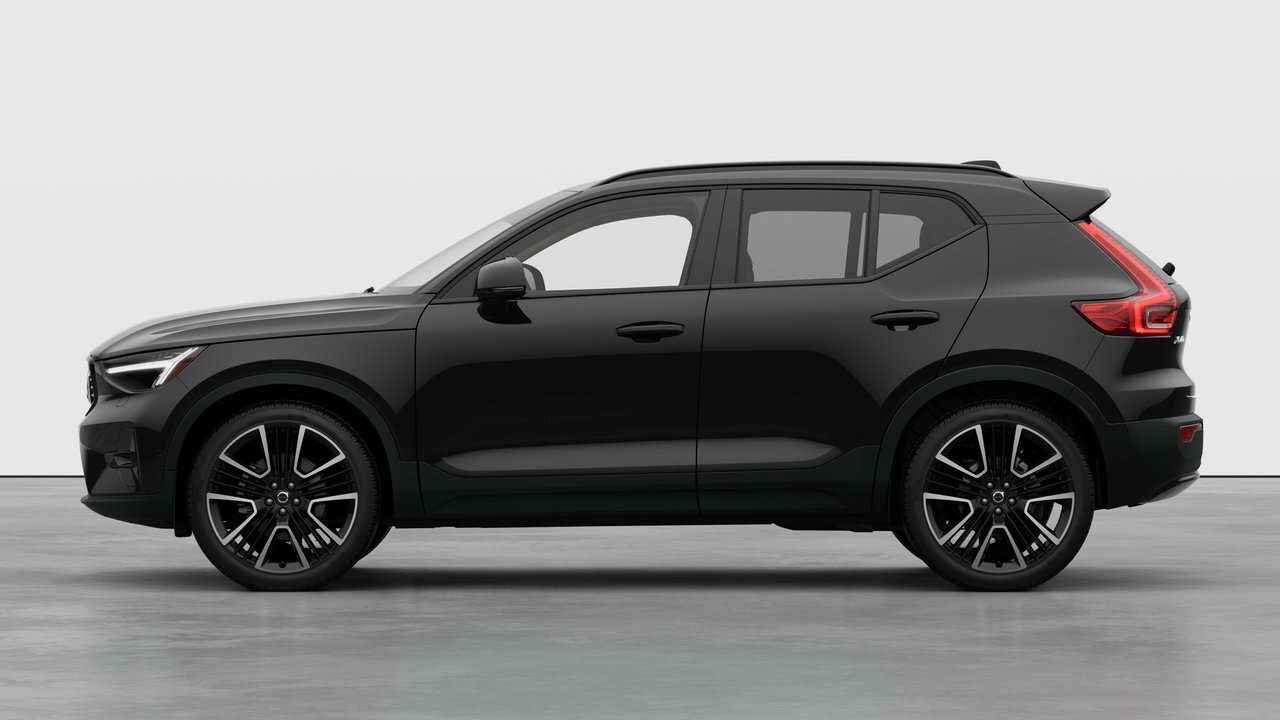 2026 Volvo XC40 Plus (Dark Theme) thumb 8