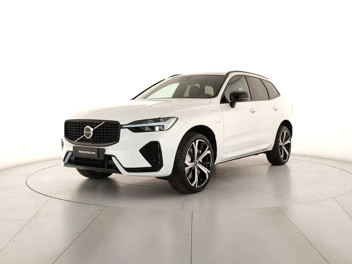 Volvo XC60 T6 Plug-in hybrid AWD automatico Ultra Dark - KM0 Bianco - 2