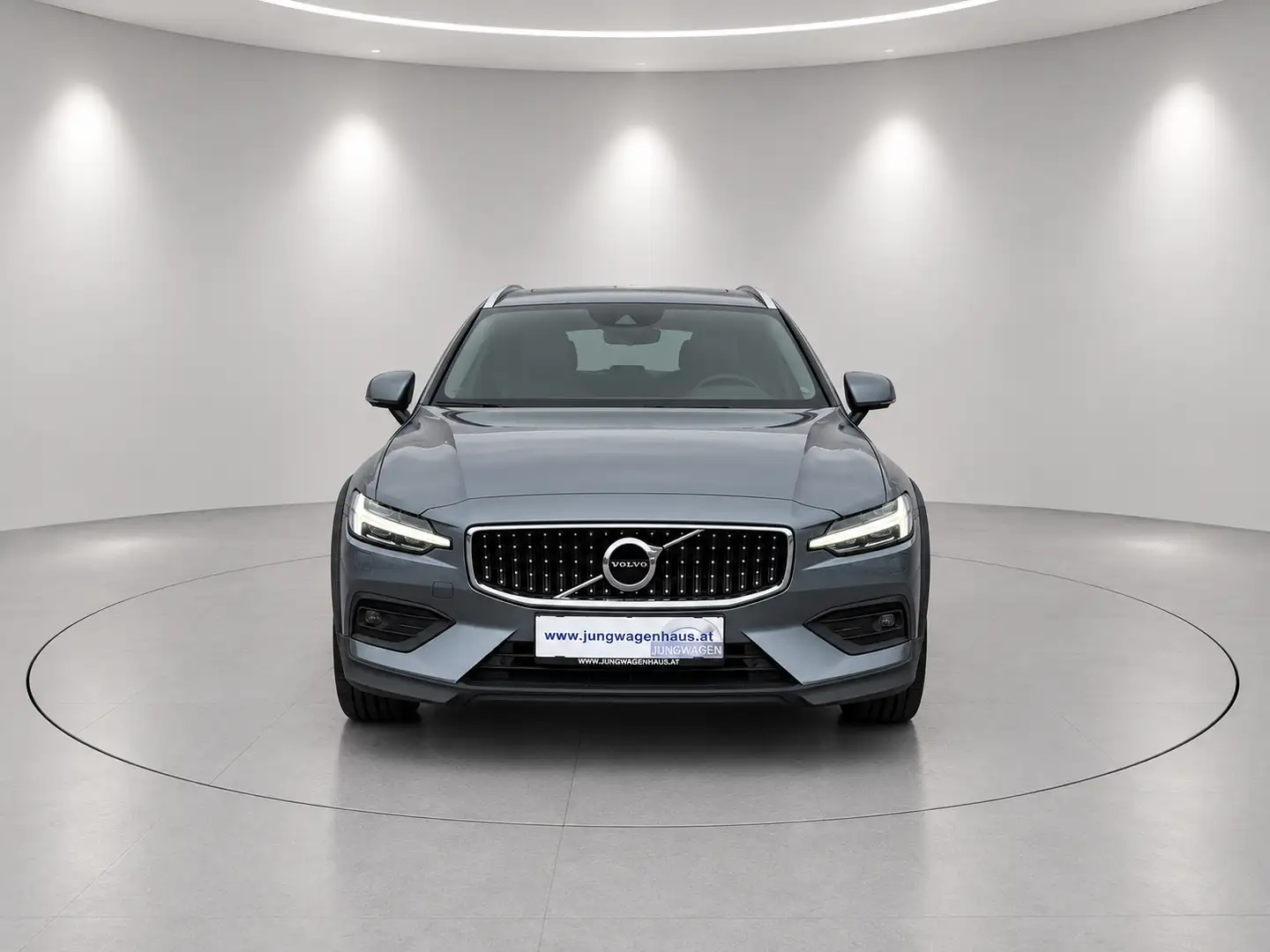 Volvo V60 Cross Country D4 AWD Pro Aut. NP 68.803.- Grau - 2
