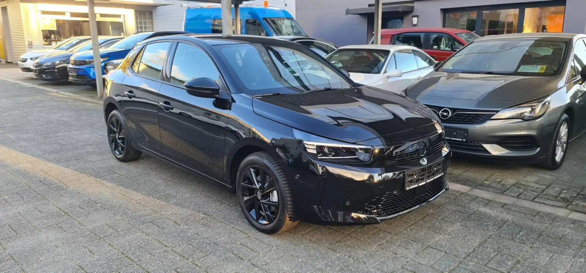 Opel Corsa GS AUTOMATIK Negro - 1