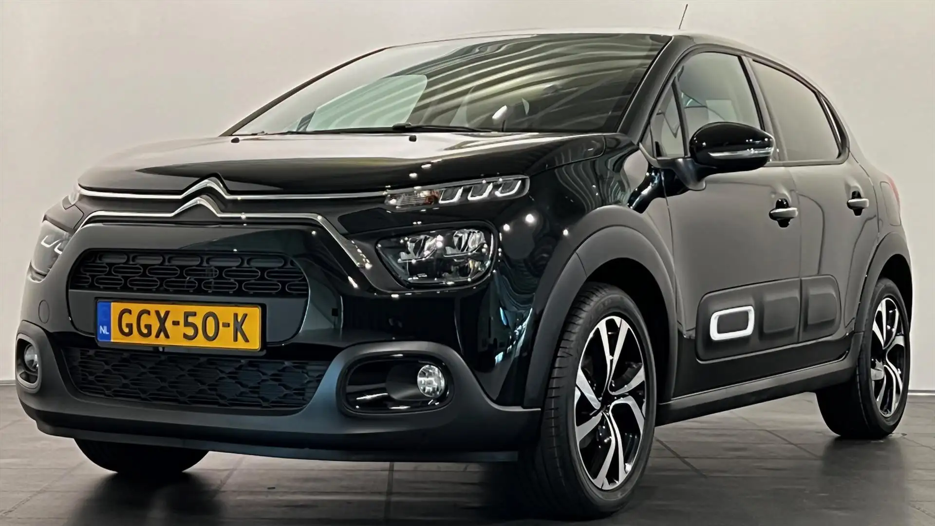 Citroen C3 1.2 PureTech 83pk Max Noir - 2