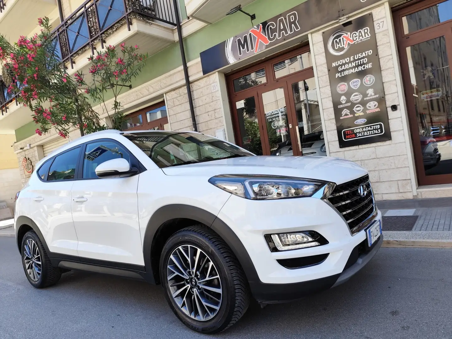 Hyundai TUCSON 1.6 CRDi 136CV DCT XPrime Bianco - 1