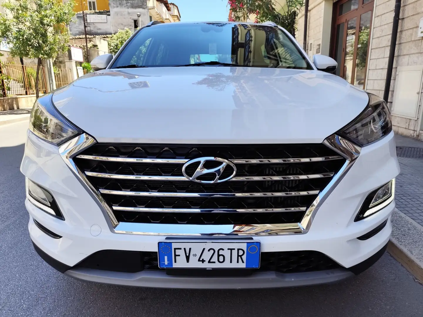 Hyundai TUCSON 1.6 CRDi 136CV DCT XPrime Bianco - 2