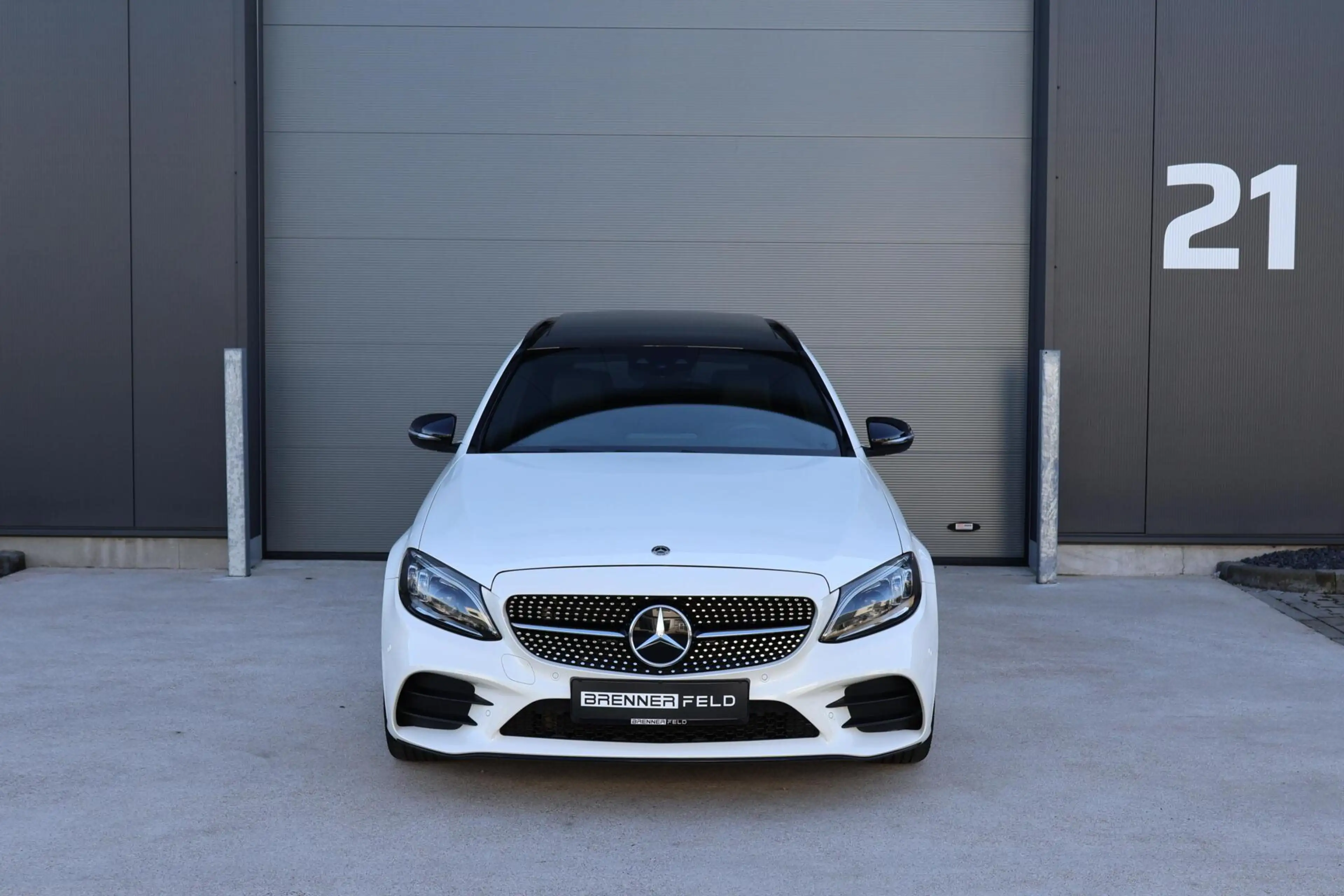 Mercedes-Benz C 400 Estate 4MATIC AMG Line / Panoramadak / Memory stoe — photo 2