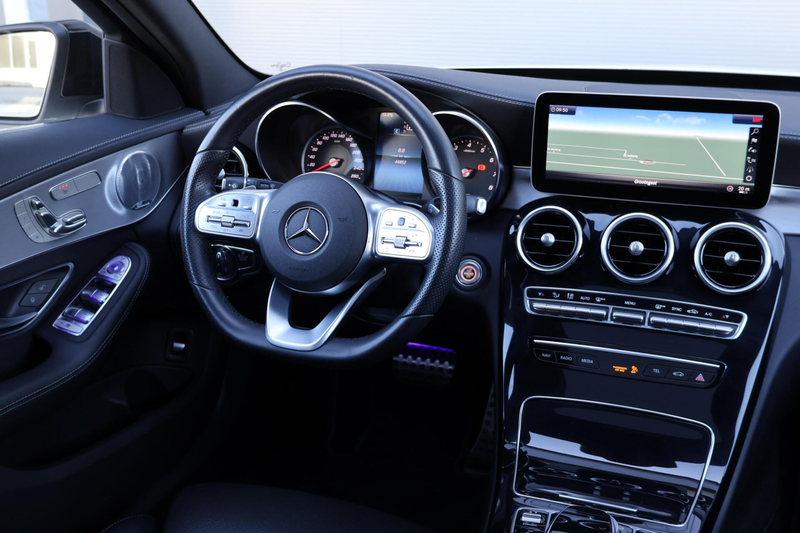 Mercedes-Benz C 400 Estate 4MATIC AMG Line / Panoramadak / Memory stoe — photo 6