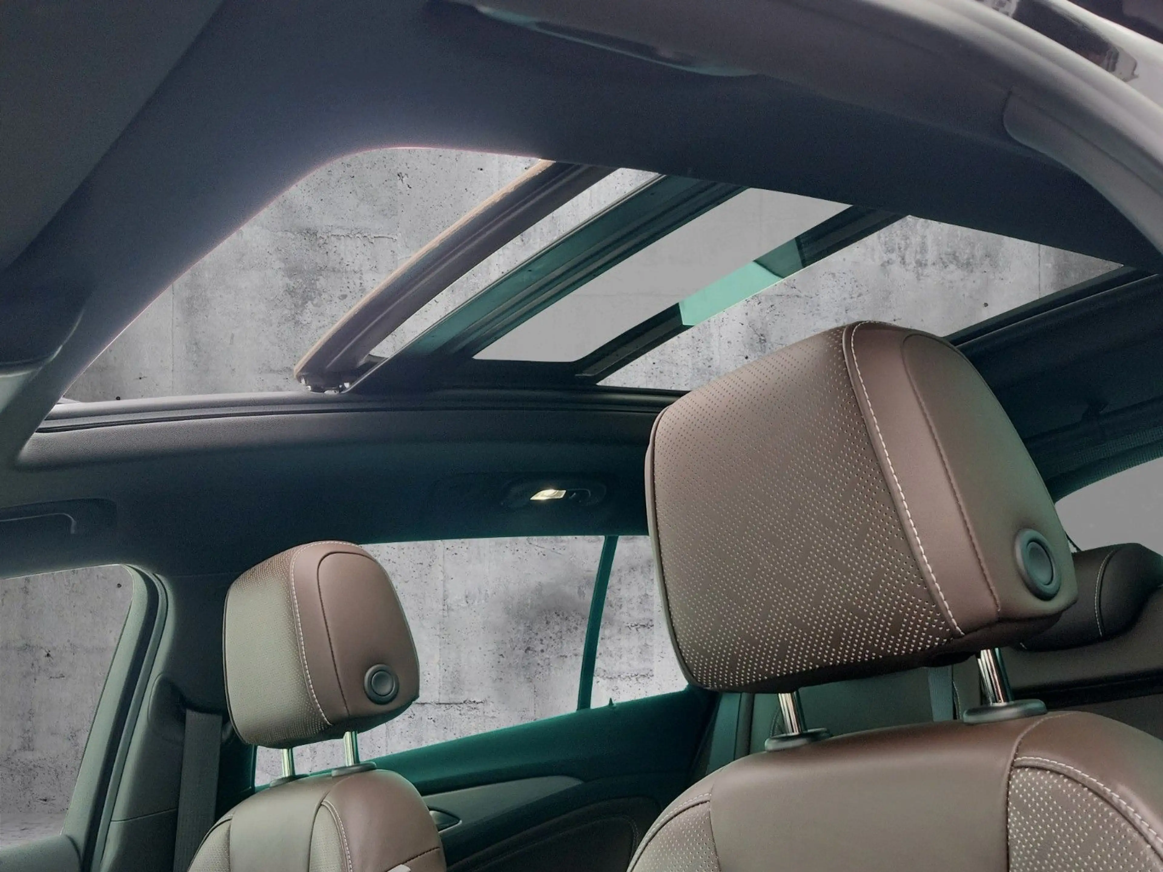 Opel Insignia B ST "Ultimate" Panorama/Bose/Massage — photo 2