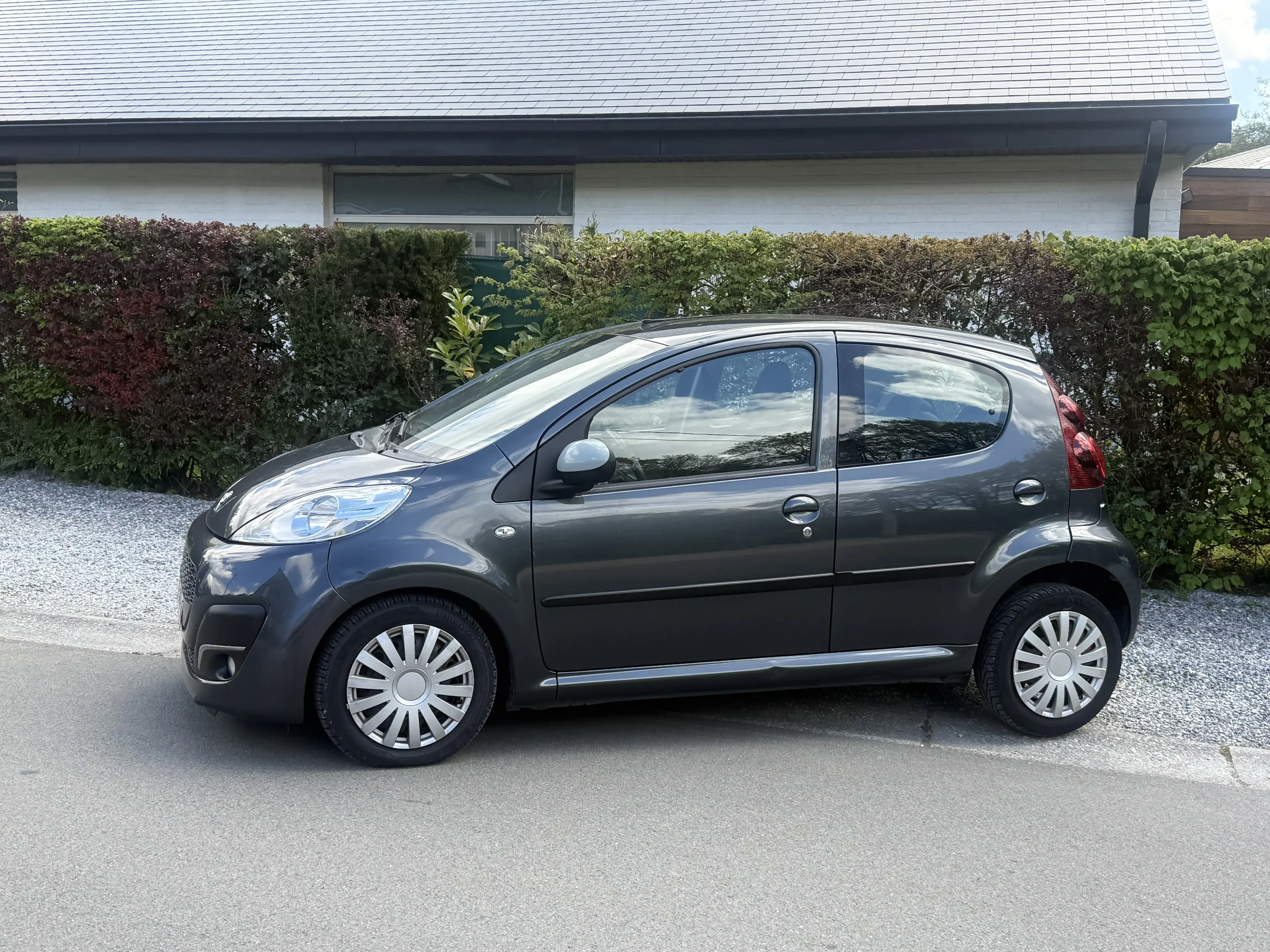 Peugeot 107 107 1.0i Active 2Tronic — photo 7