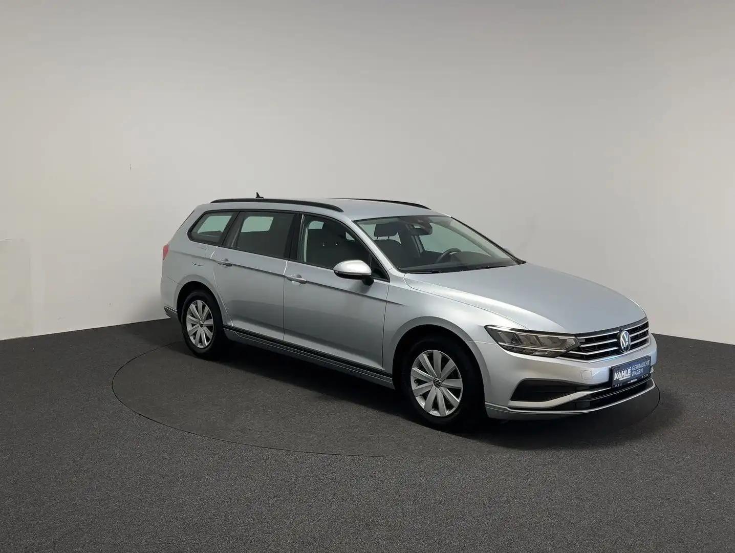 Volkswagen Passat Variant 2.0 TDI DSG Basis Silber - 2