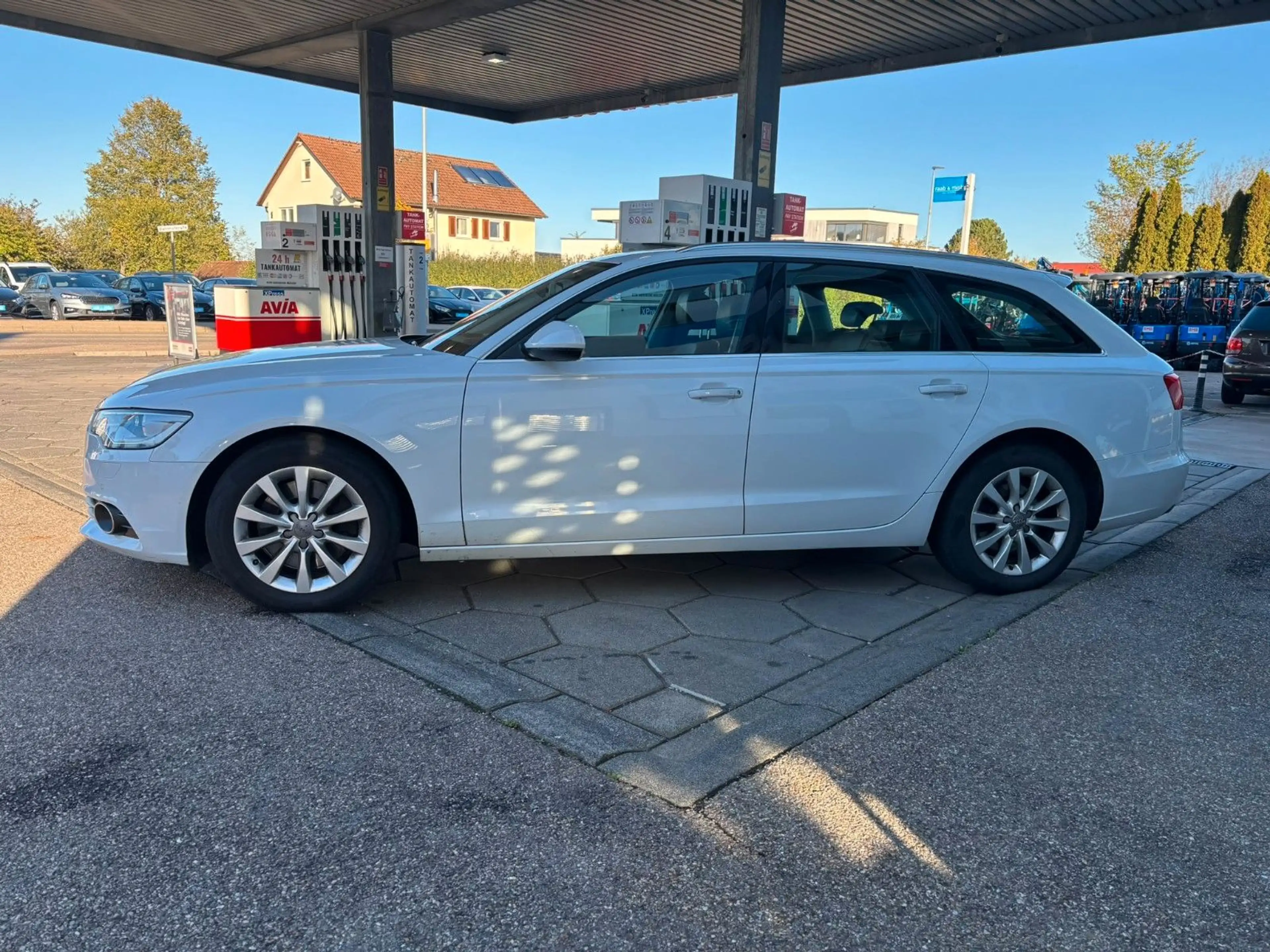 Audi A6 Avant quattro *AHK/Navi/Bose/HUD/ACC* — photo 3