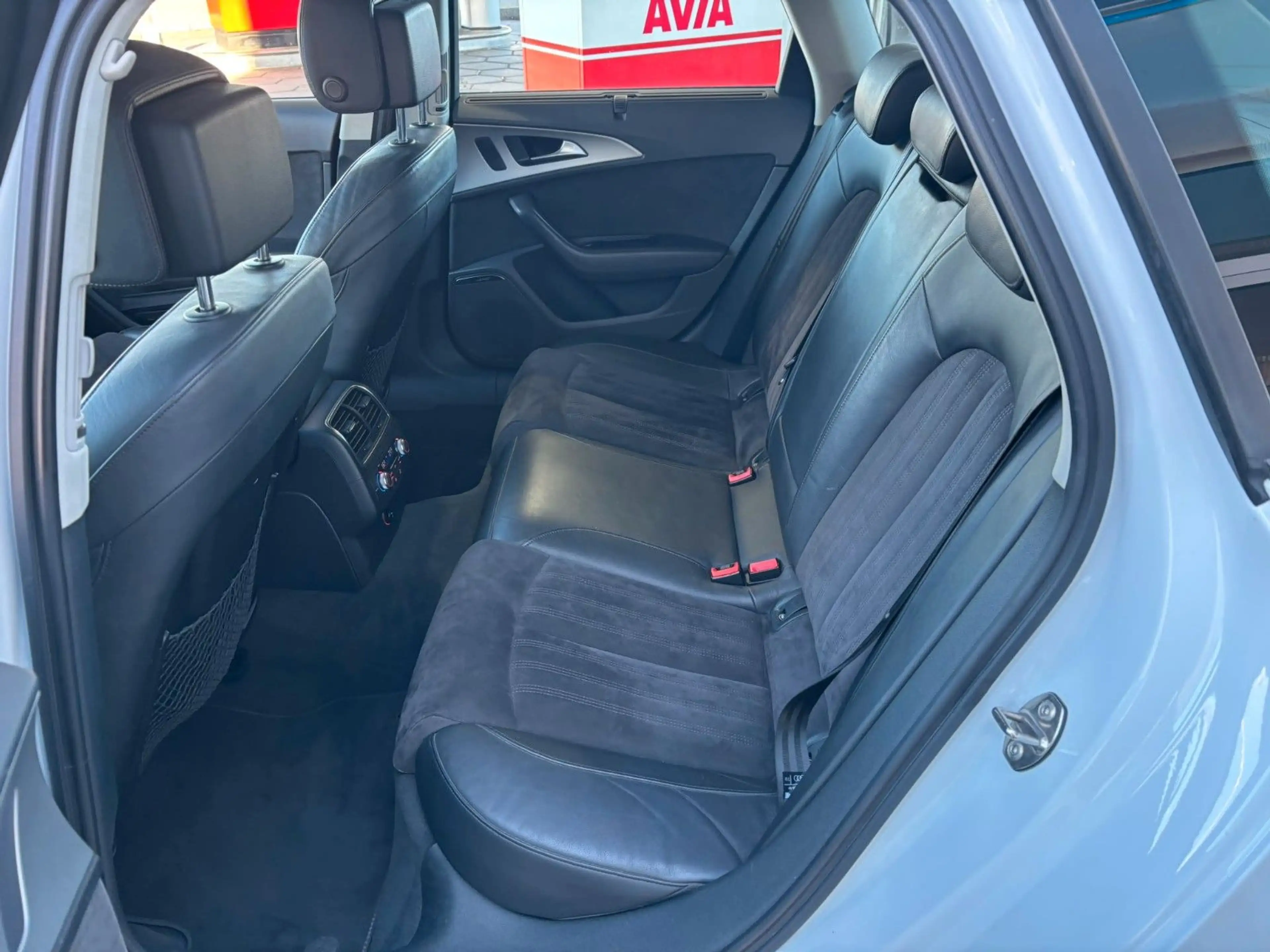 Audi A6 Avant quattro *AHK/Navi/Bose/HUD/ACC* — photo 12