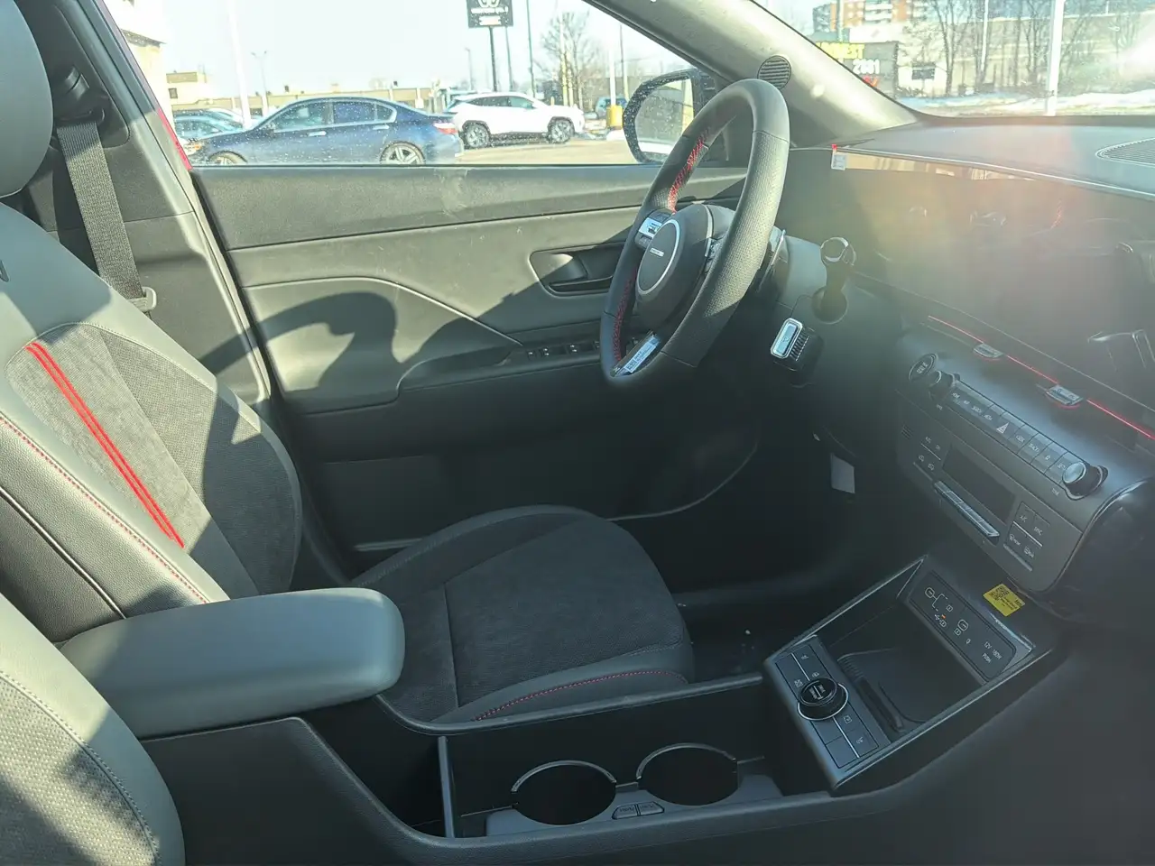 Hyundai KONA снимка Hyundai KONA