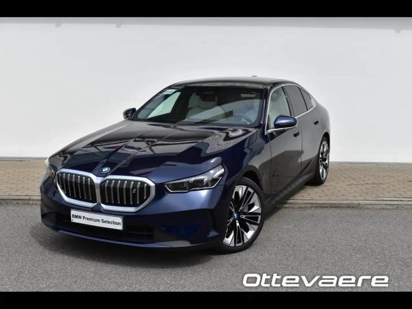 BMW i5 eDrive40 Pano | HUD | 360° Blau - 1