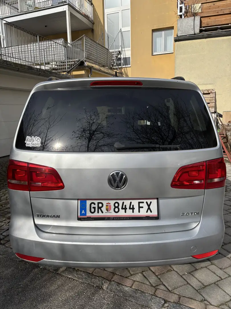 Volkswagen Touran 2.0 TDI DPF Comfortline - 2