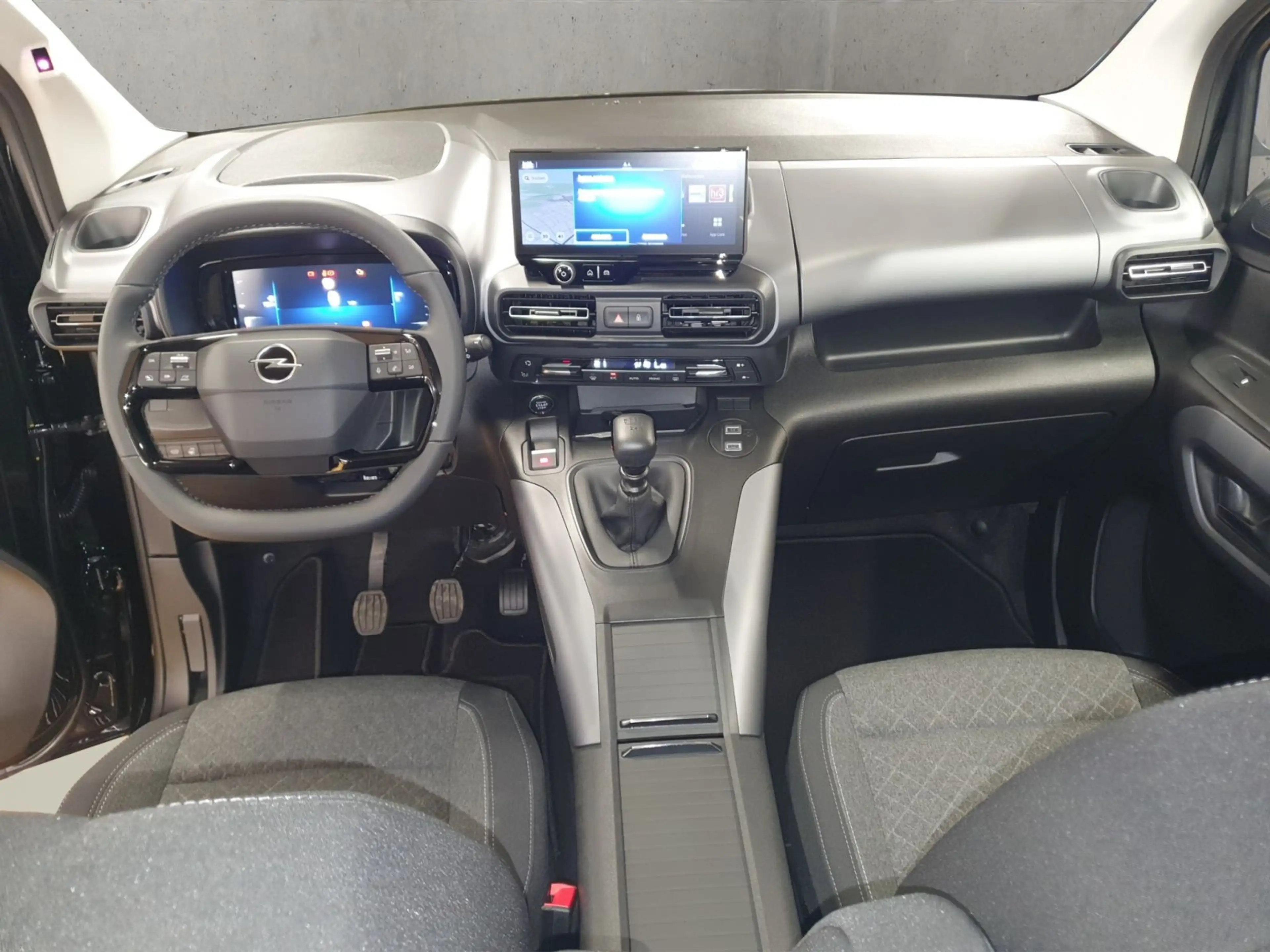 Opel Combo GS 1.5 Diesel 96 kW (130PS) MT-6 S/S — photo 14