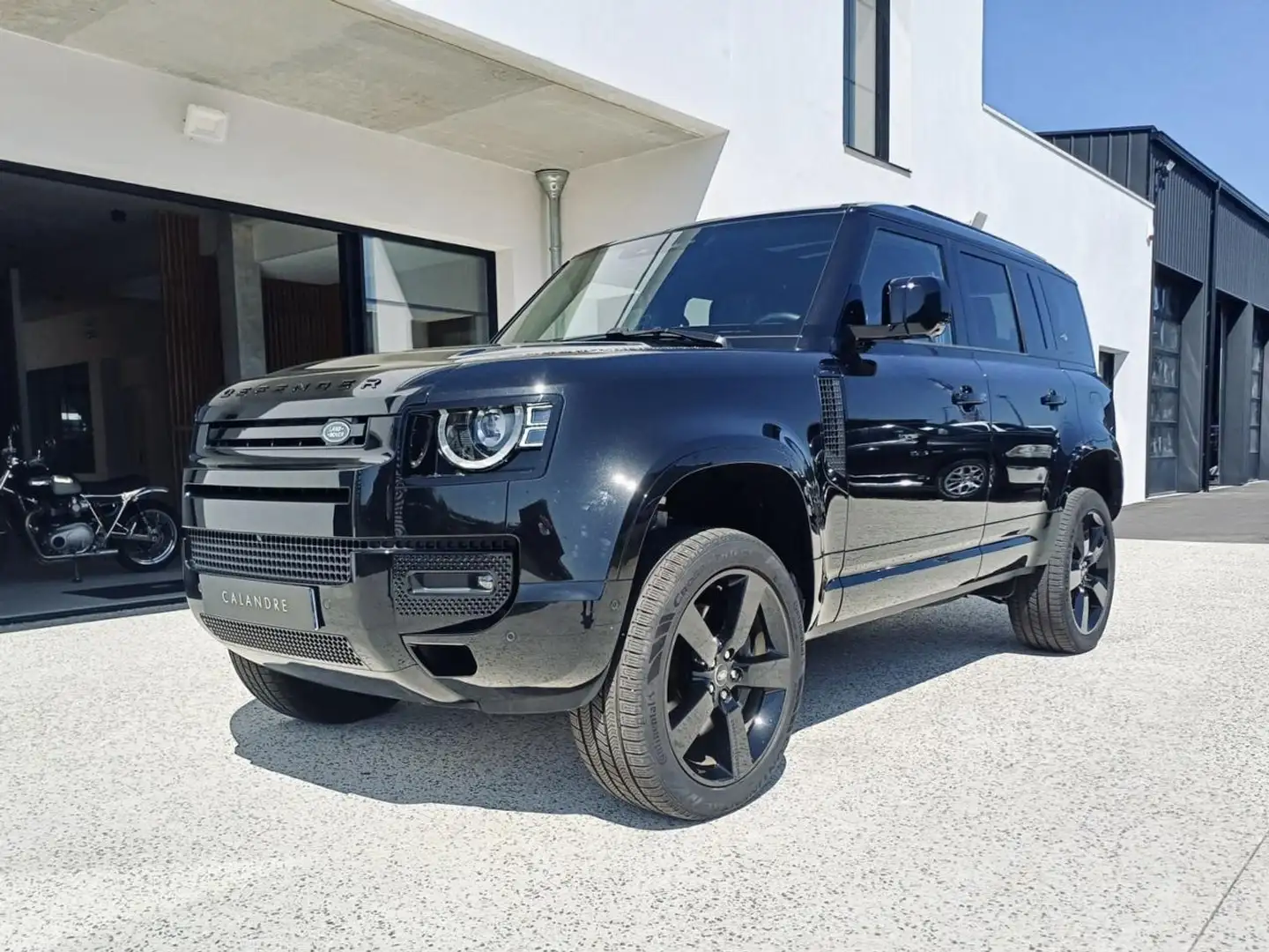 Land Rover Defender 110 P400E PHEV BVA8 X-DYNAMIC HSE Noir - 1