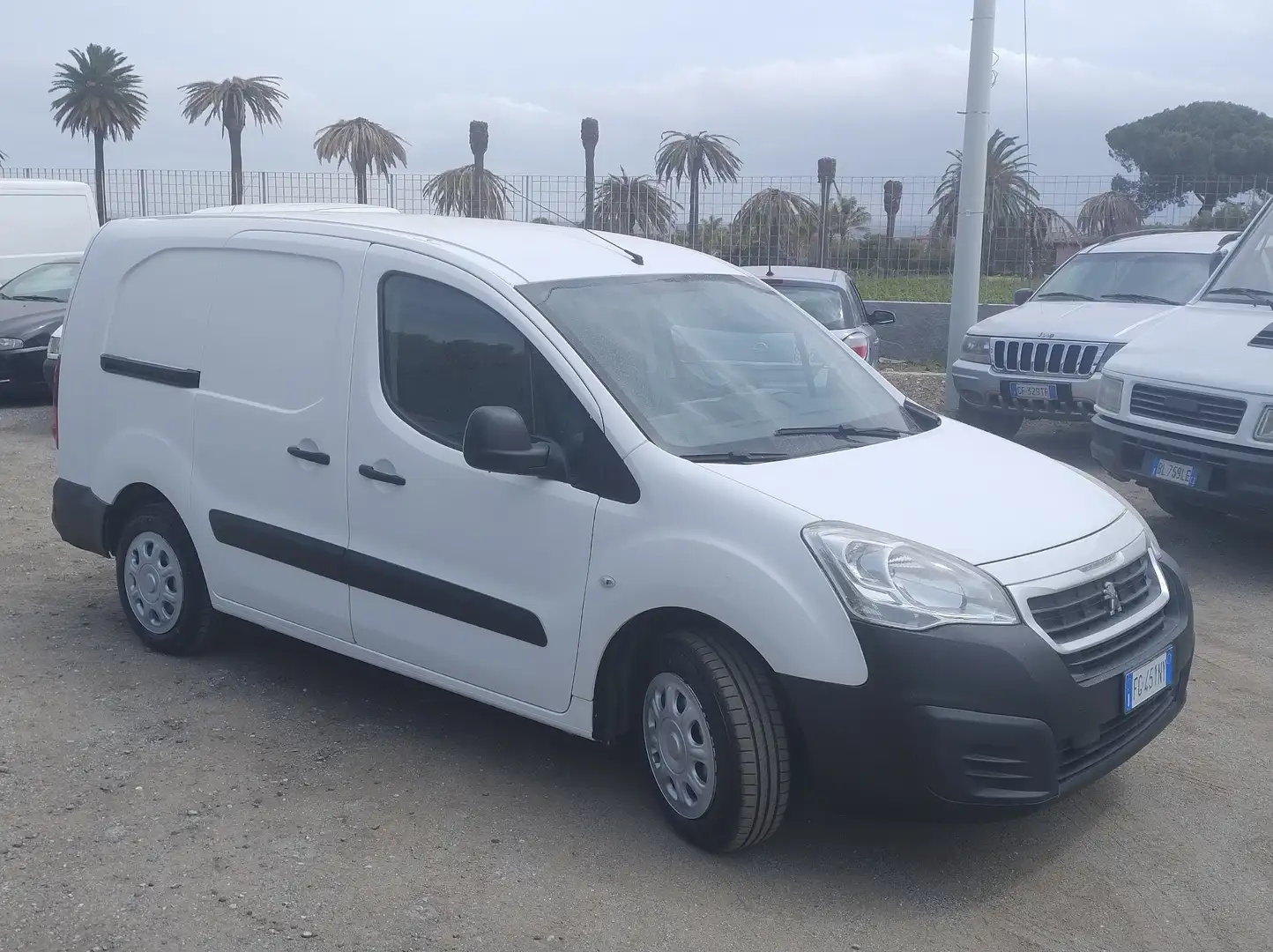 Peugeot Partner Tepee 1.6 bluehdi Active 100cv - 1