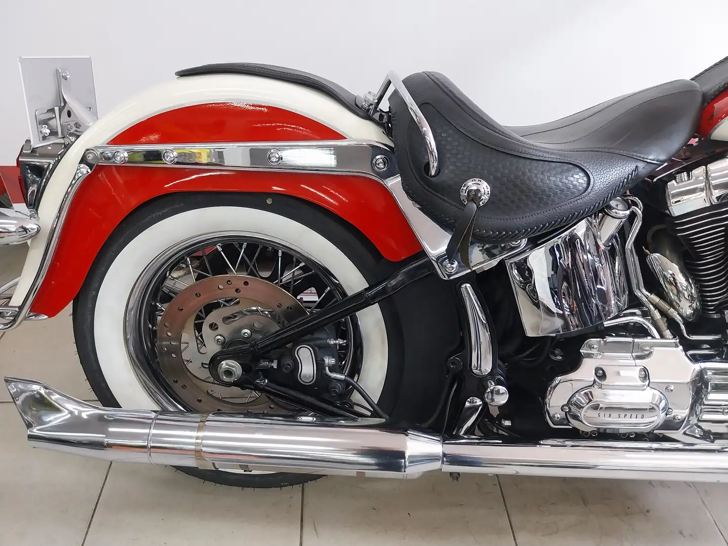 Harley-Davidson Softail Червоний - 2