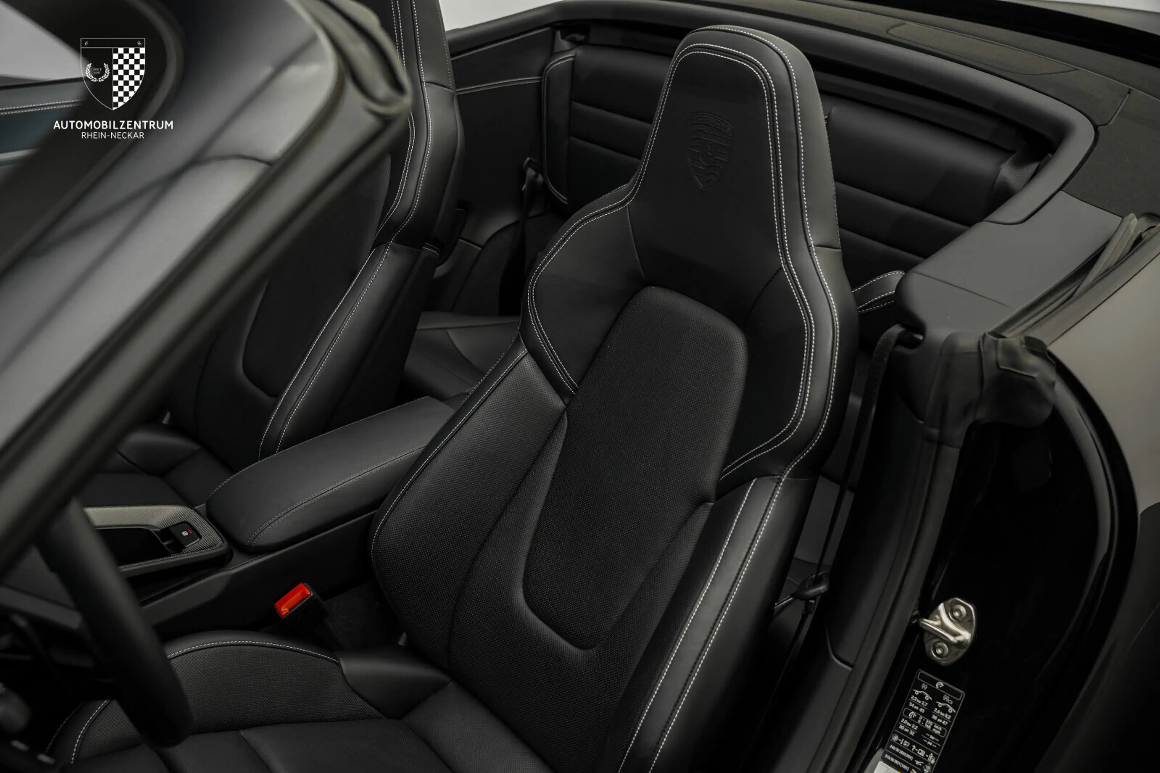Porsche 992 992 Carrera GTS Cabriolet InnoDrive/Sportsitze — photo 12