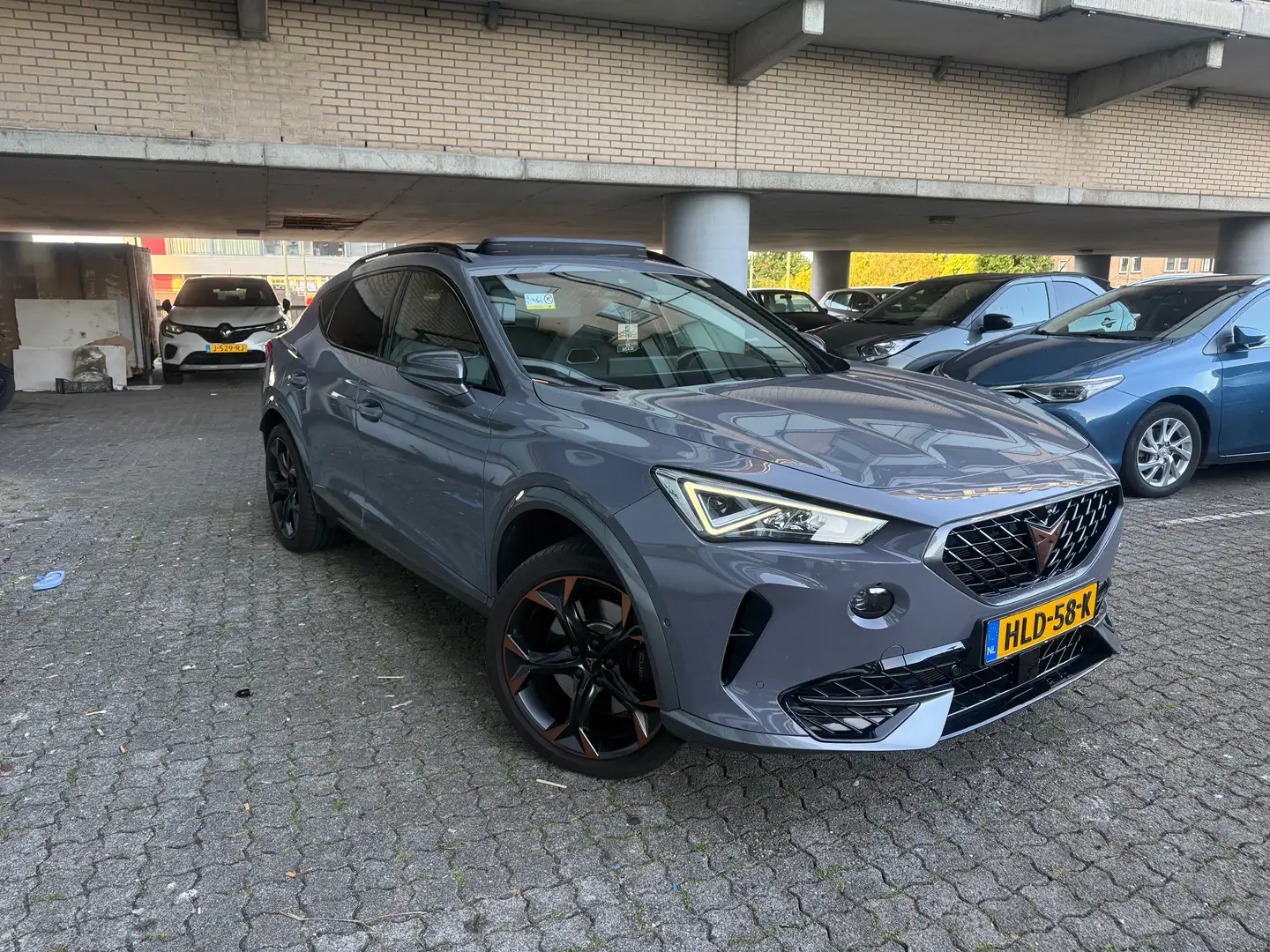 CUPRA Formentor Formentor VZ 1.4 e-Hyb VZ Copper edition VOL! Grijs - 1