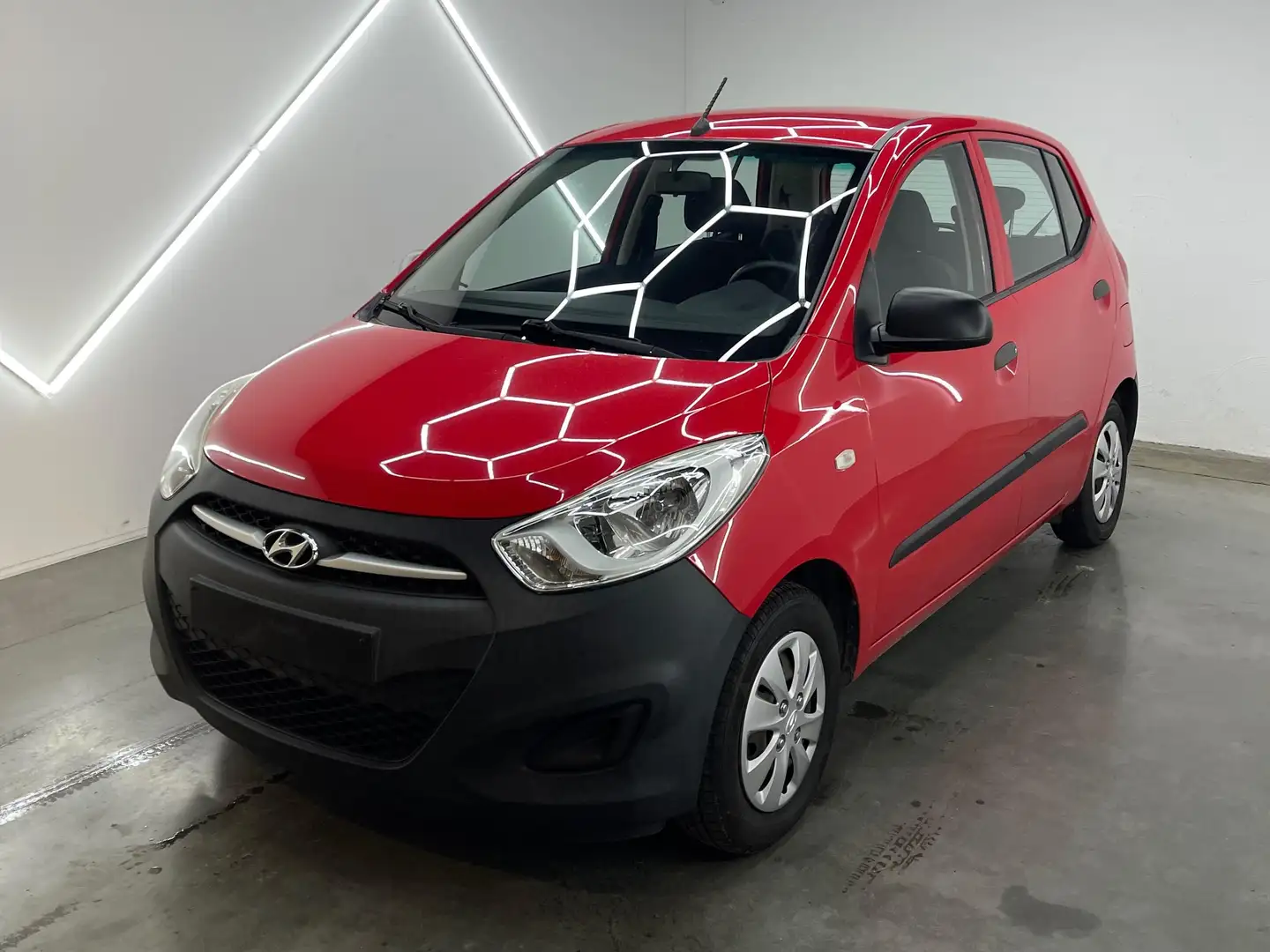 Hyundai i10 i10 1.1 Style Rood - 1