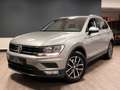 Volkswagen Tiguan 1.4 TSI Comfortline 4Motion / 1.HAND / LANE-ASS Grau - thumbnail 1
