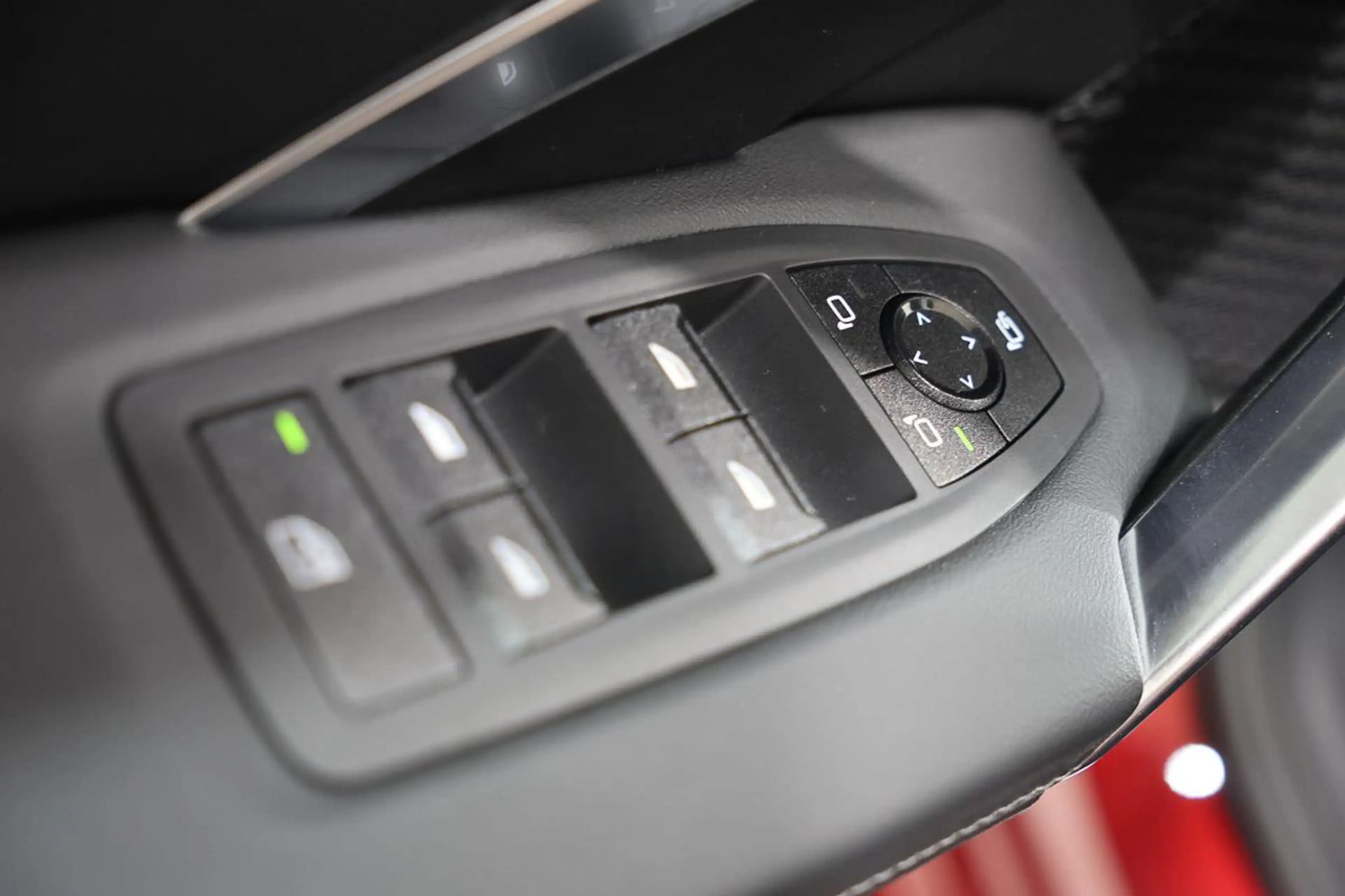 BMW X2 S-DRIVE 2.0i M-SPORT — photo 14