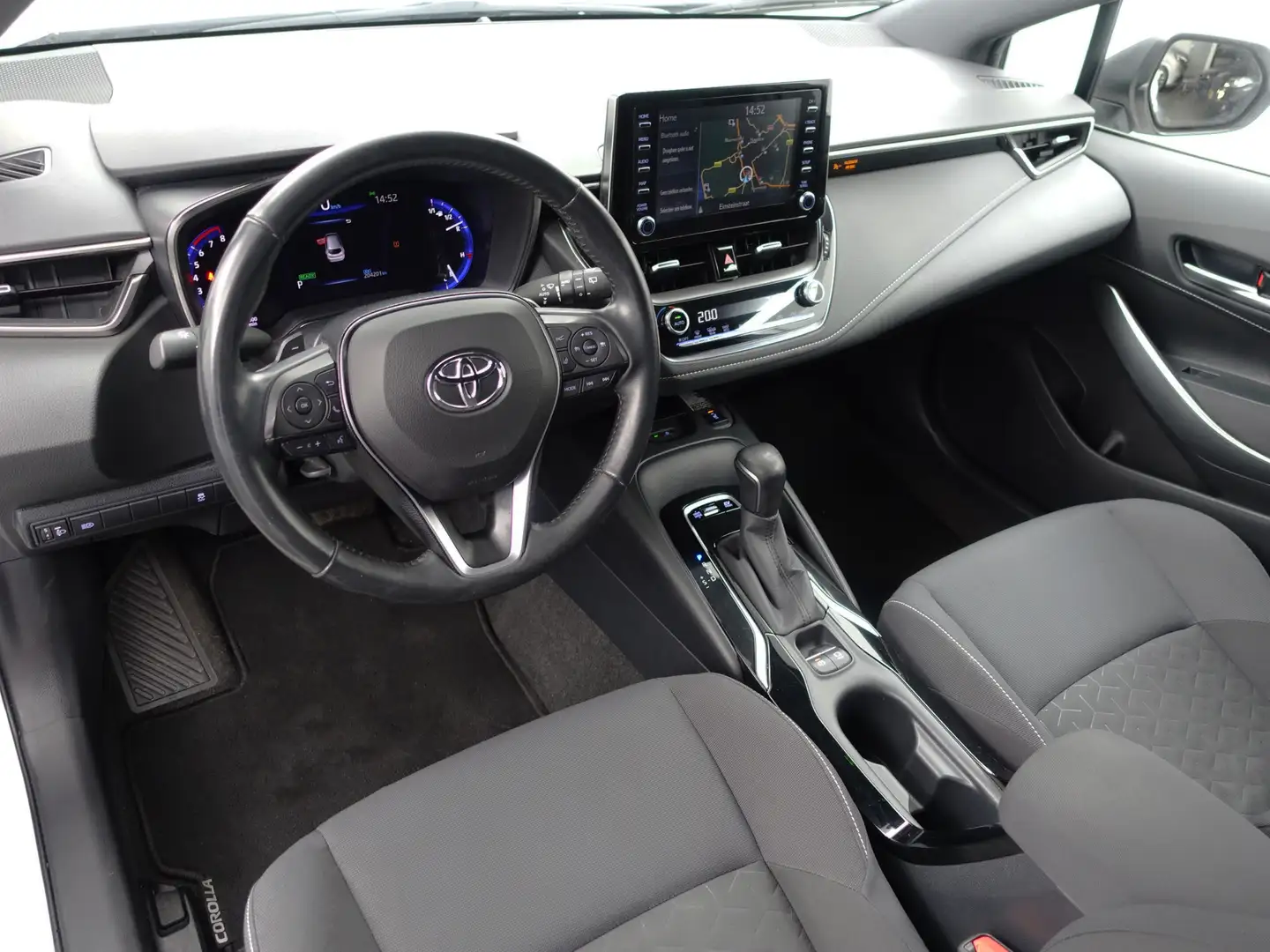 Toyota Corolla Touring Sports 2.0 Hybrid Business Plus Aut- Ada C Wit - 2