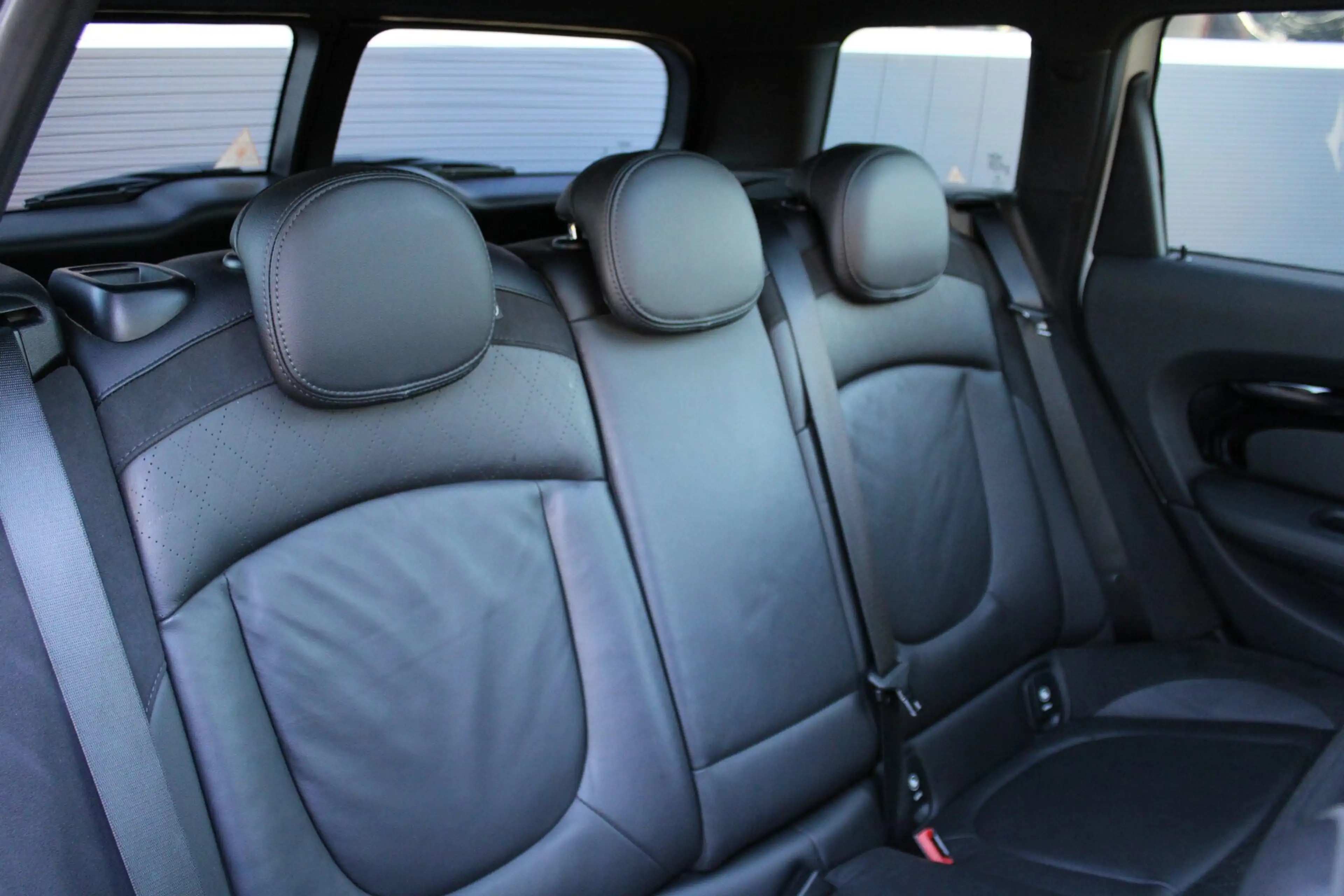 MINI Cooper S Clubman 2.0 Serious Business | Head Up | Pano | Vol Leder — photo 6