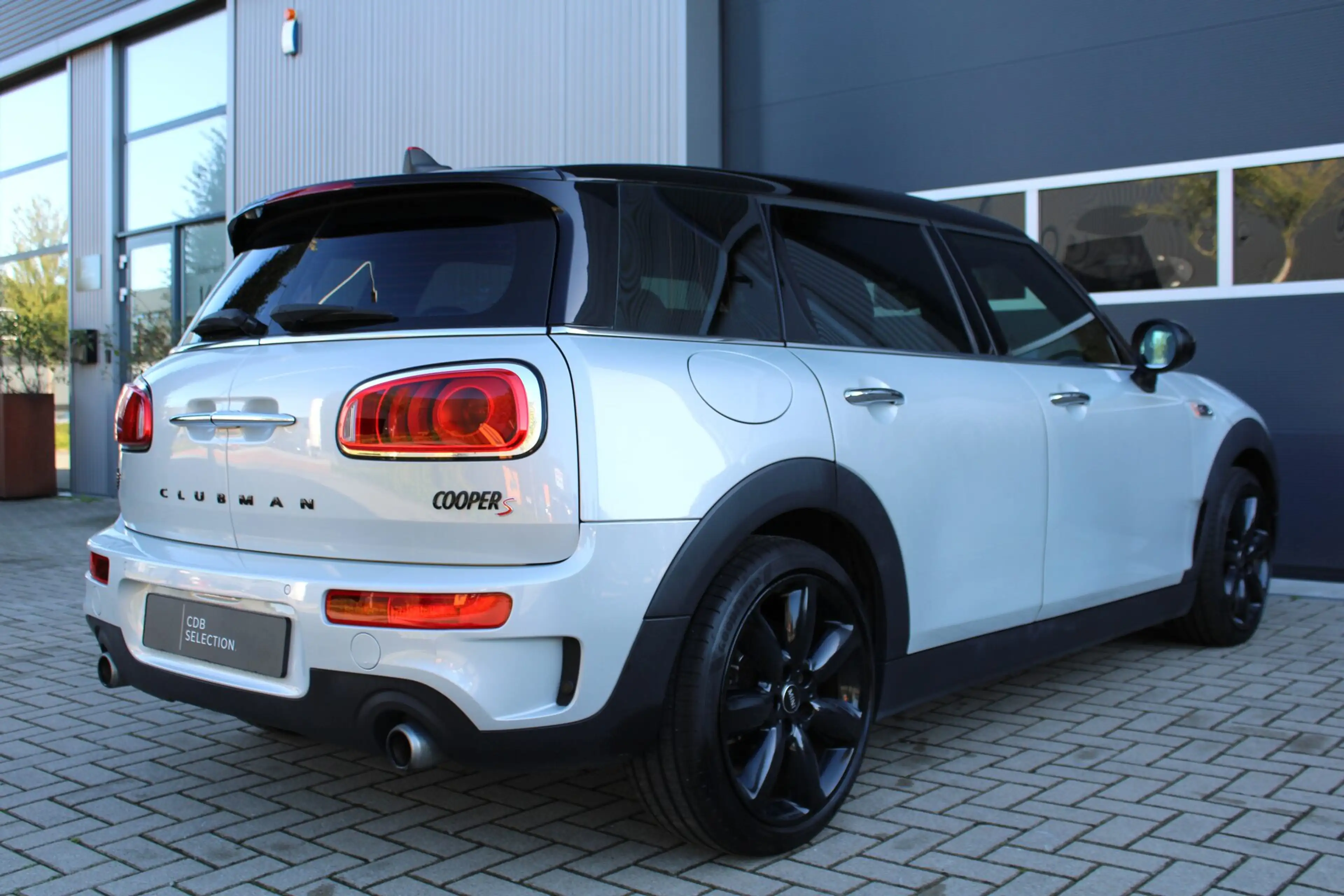 MINI Cooper S Clubman 2.0 Serious Business | Head Up | Pano | Vol Leder — photo 22