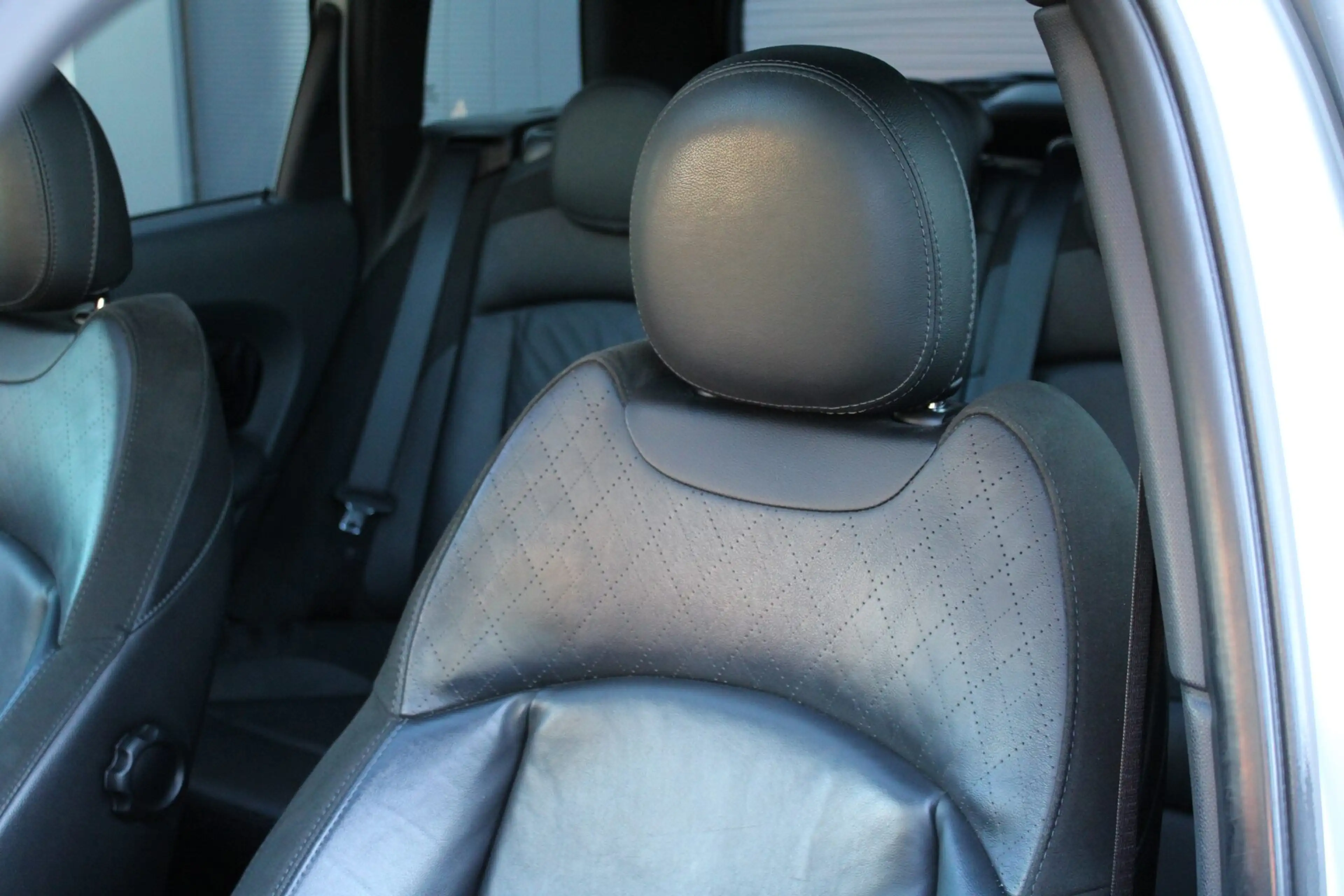 MINI Cooper S Clubman 2.0 Serious Business | Head Up | Pano | Vol Leder — photo 10