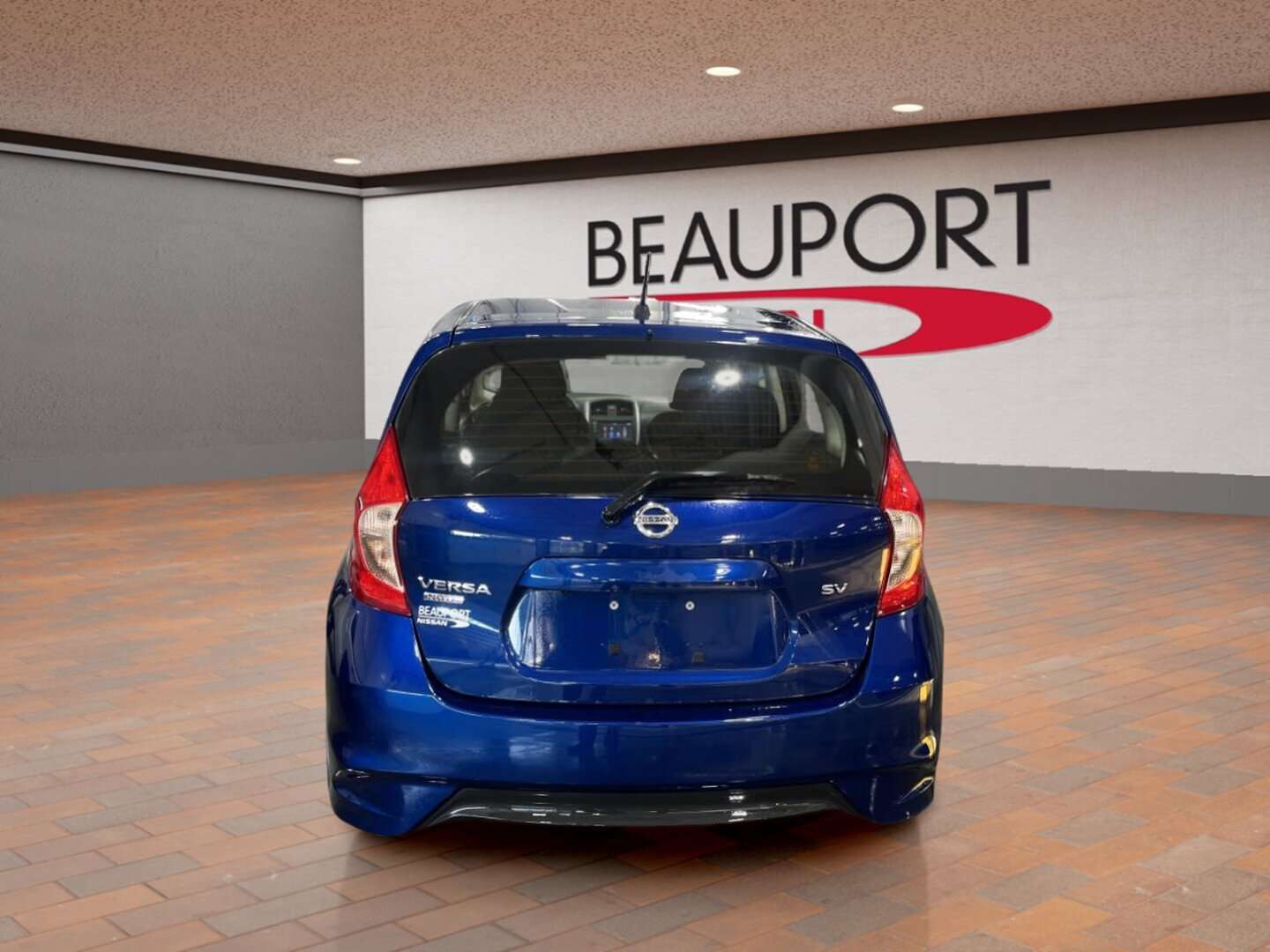 2019 Nissan Versa SV HATCH 5 portes auto. & Tout Équipé GARANTIE — снимка 1