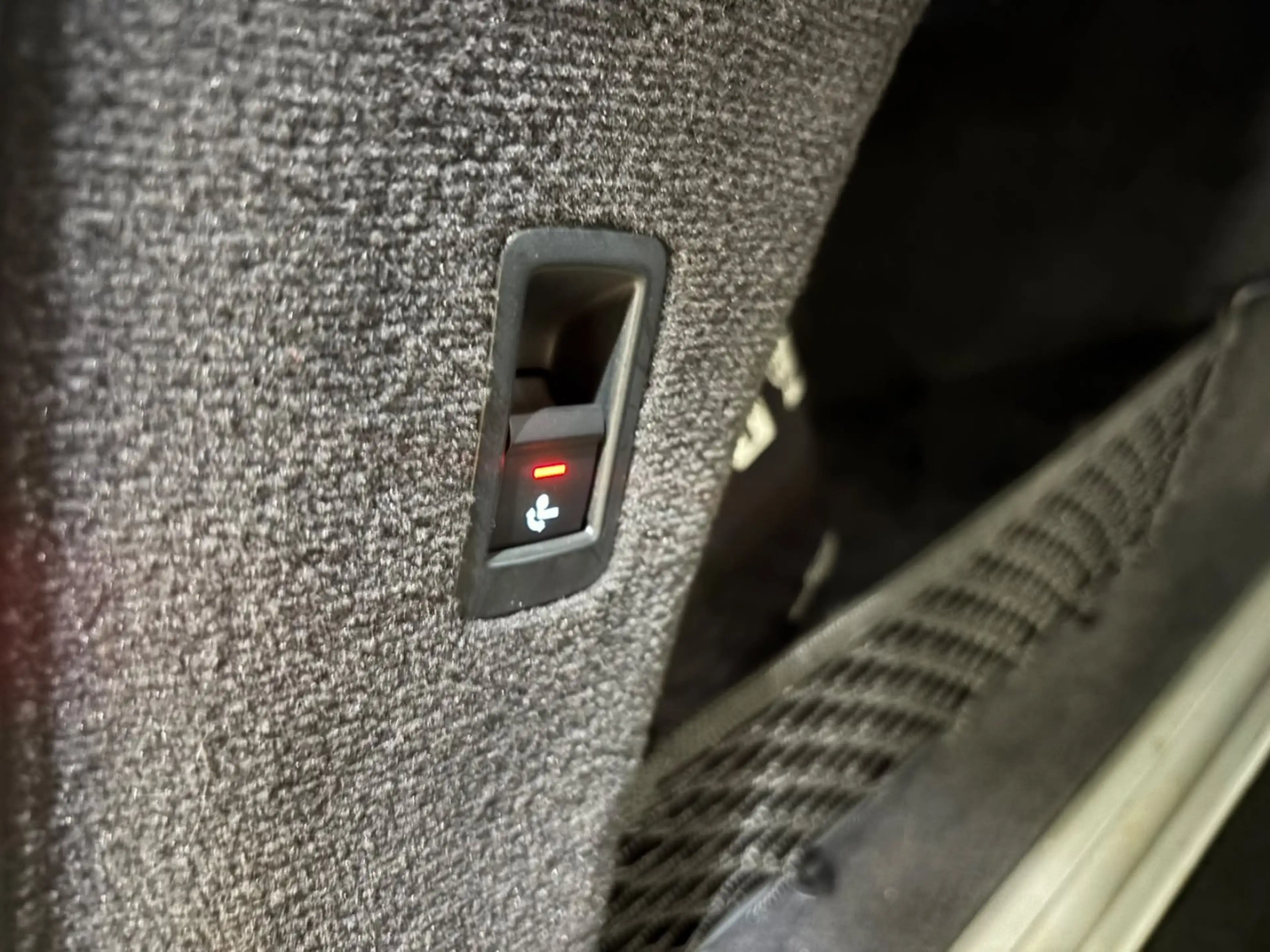 Audi A6 Avant 50 TDI quattro design *B&O/PANO/AHK* — photo 12