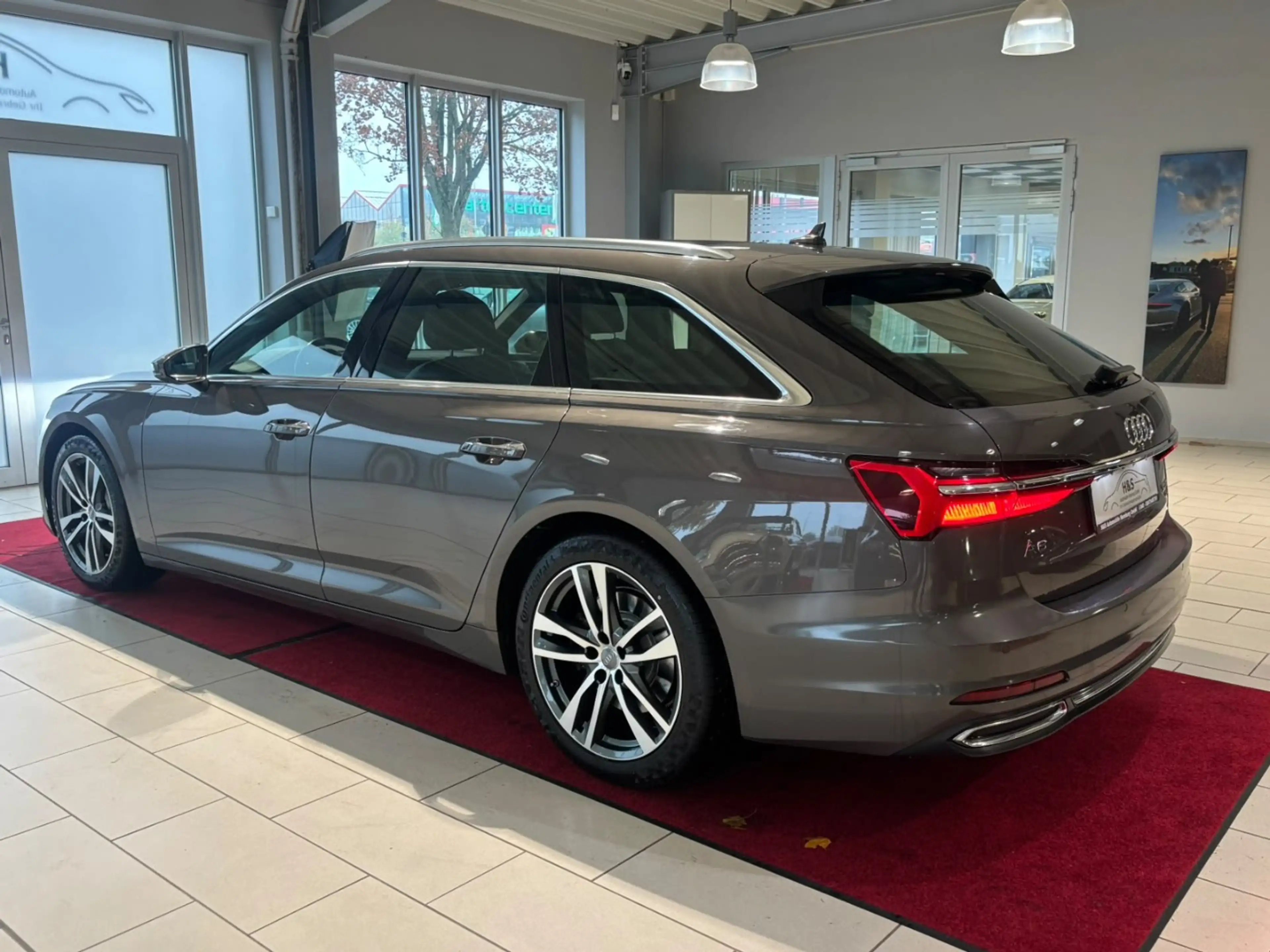 Audi A6 Avant 50 TDI quattro design *B&O/PANO/AHK* — photo 4