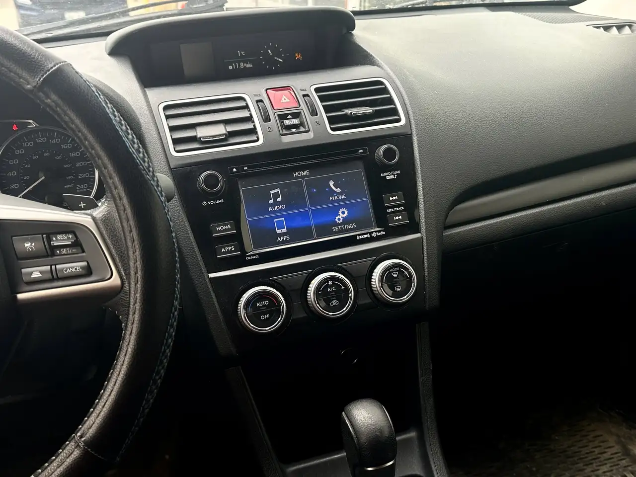 Subaru XV снимка Subaru XV