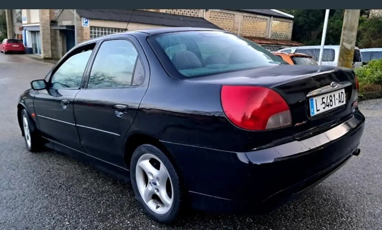 Ford Mondeo 2.5i V6 RS 24v, foto 5
