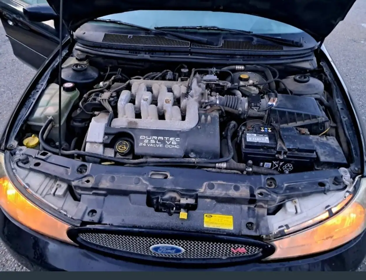Ford Mondeo 2.5i V6 RS 24v, foto 6