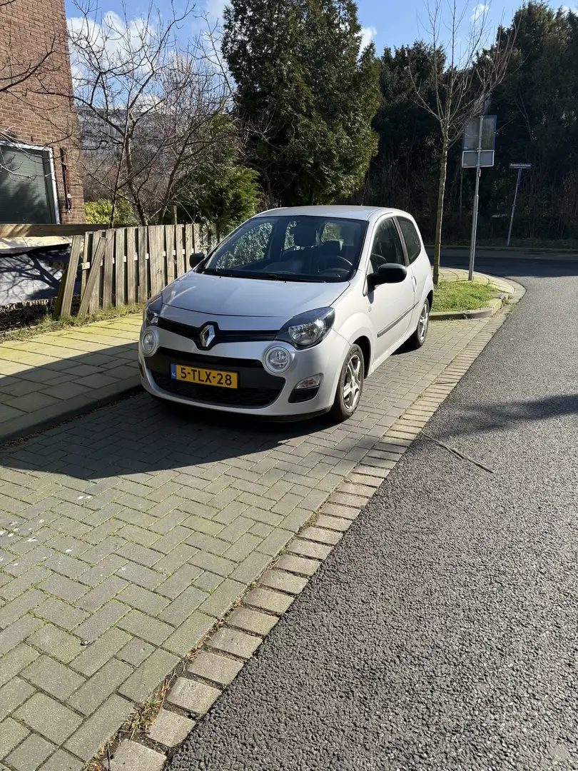 Renault Twingo 1.2 16V Parisienne Origineel NL Auto 50dkm (NAP!) Grijs - 1