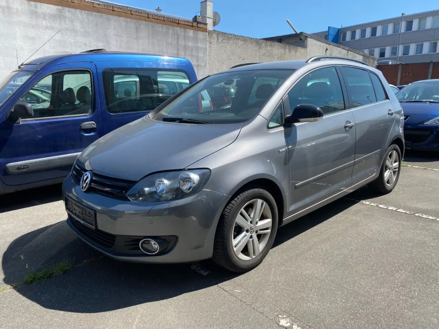 Volkswagen Golf VI Plus Match Grau - 1